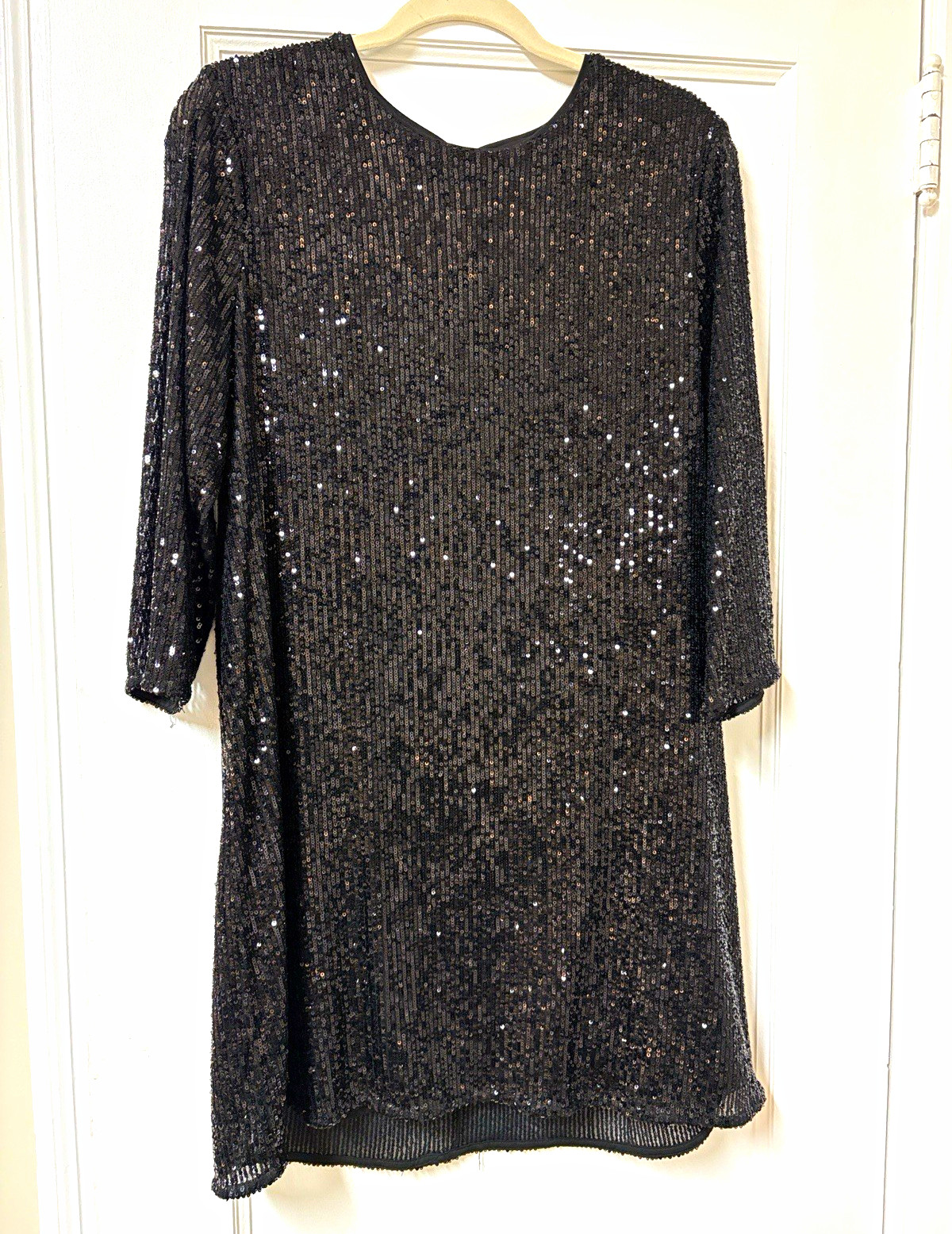 H & M Women’s M Black Sequin Shift Dress Short 3/4 Sleeve Round Neck