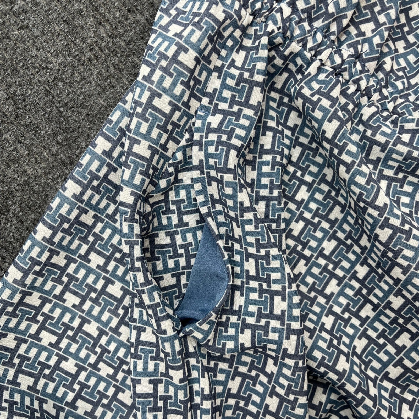 Tommy Hilfiger Blue Monogram Button Front Midi Dress Size M Preppy Workwear