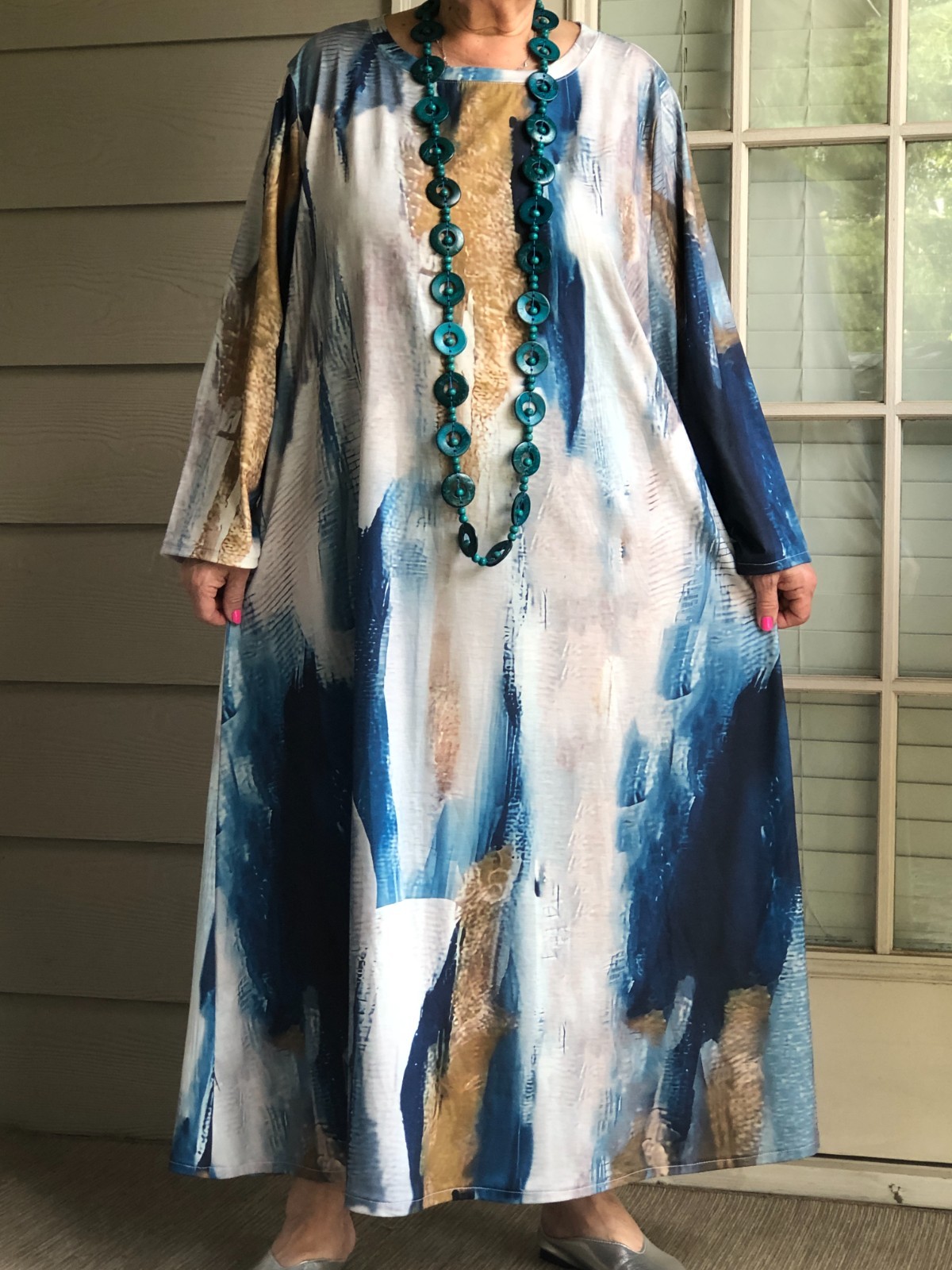 LAGENLOOK ARTSY BOHO OVERSIZED ABSTRACT PRINT LONG BLUE DRESS WITH NECKLACE