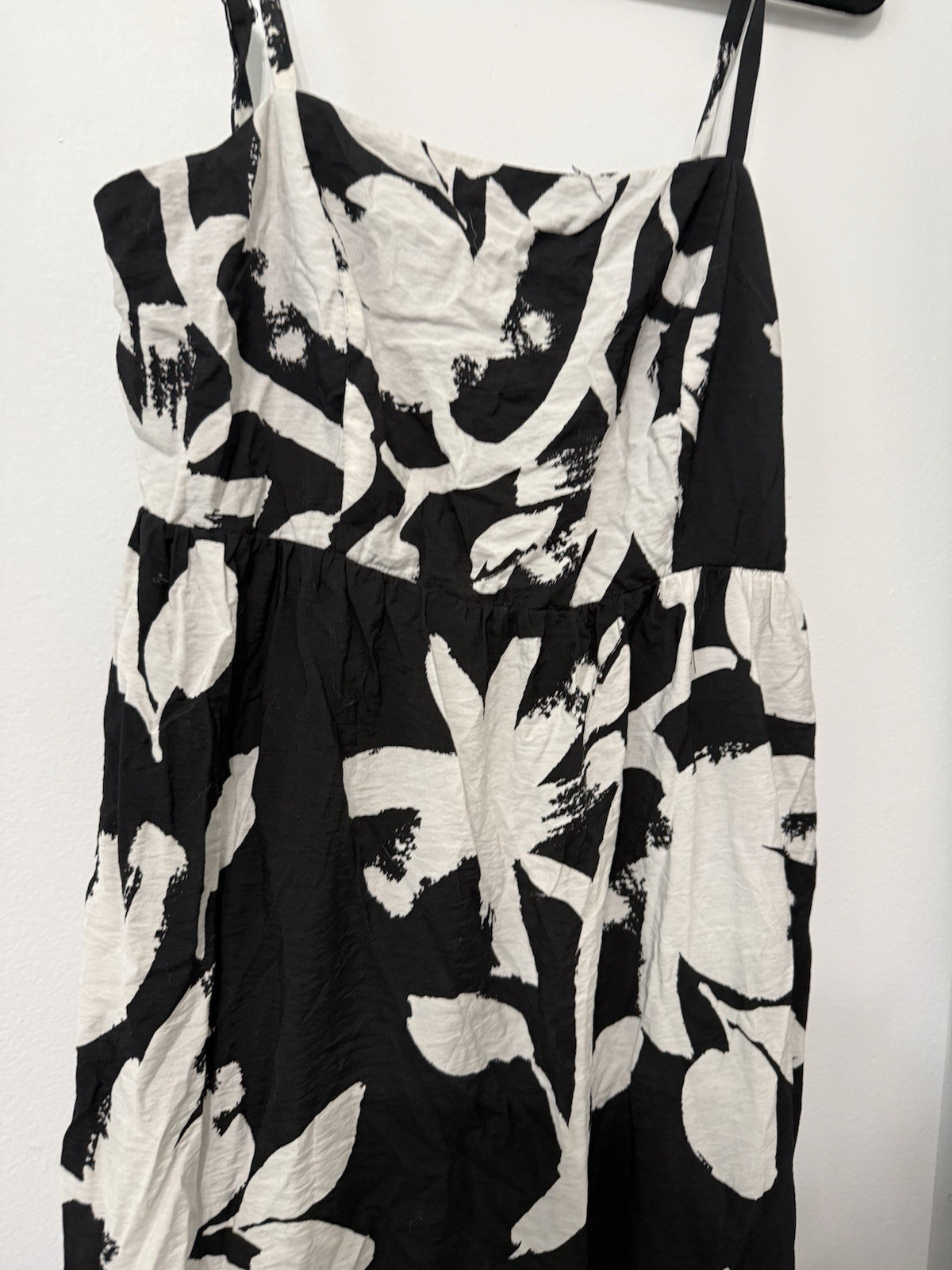 Nine West Women’s Sleeveless Maxi Dress Black & White Floral Lined Sz Medium