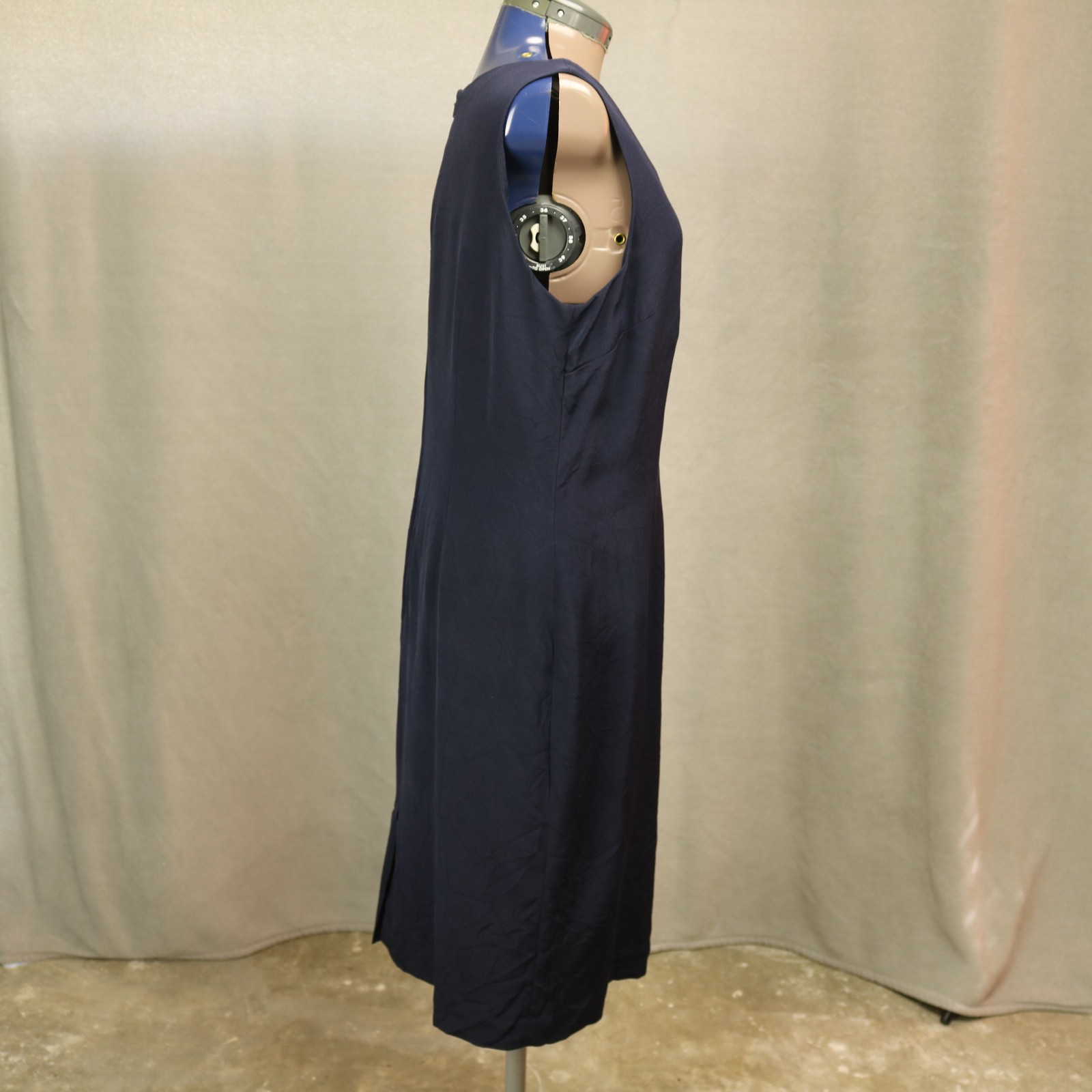 Amanda Smith 100% Silk Knee Length Sheath Dress Career Sleeveless Navy Blue 18