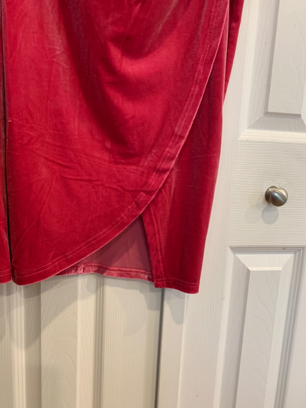 Lulu’s Glamorous Celebration Sz S hot pink velvet tulip dress, NWT, strapless