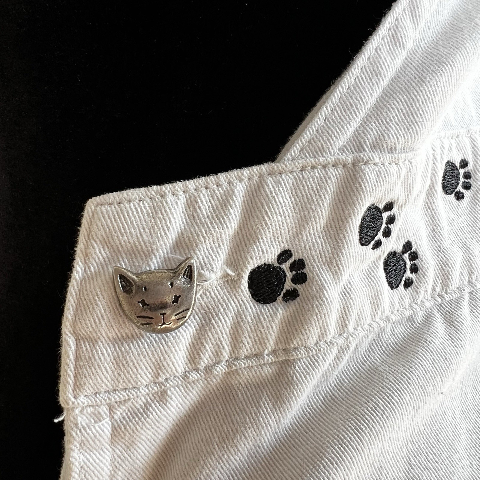 Black Cat Embroidered Cream Pullover Dress Cat Buttons Pockets One Of A Kind