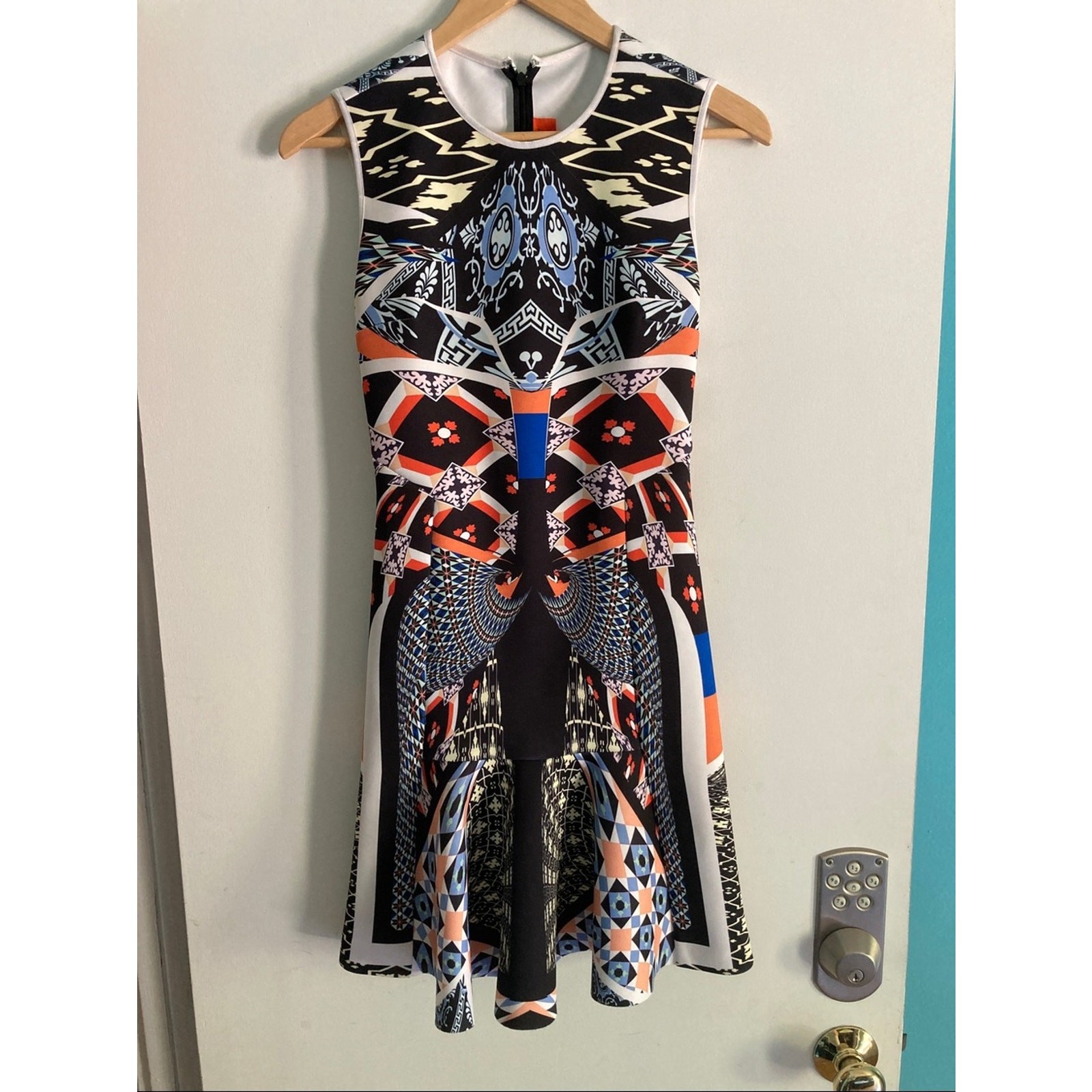 Clover Canyon Size XS Neoprene Cuban Tile Dress Fitted Mini Rear Zipper 2014