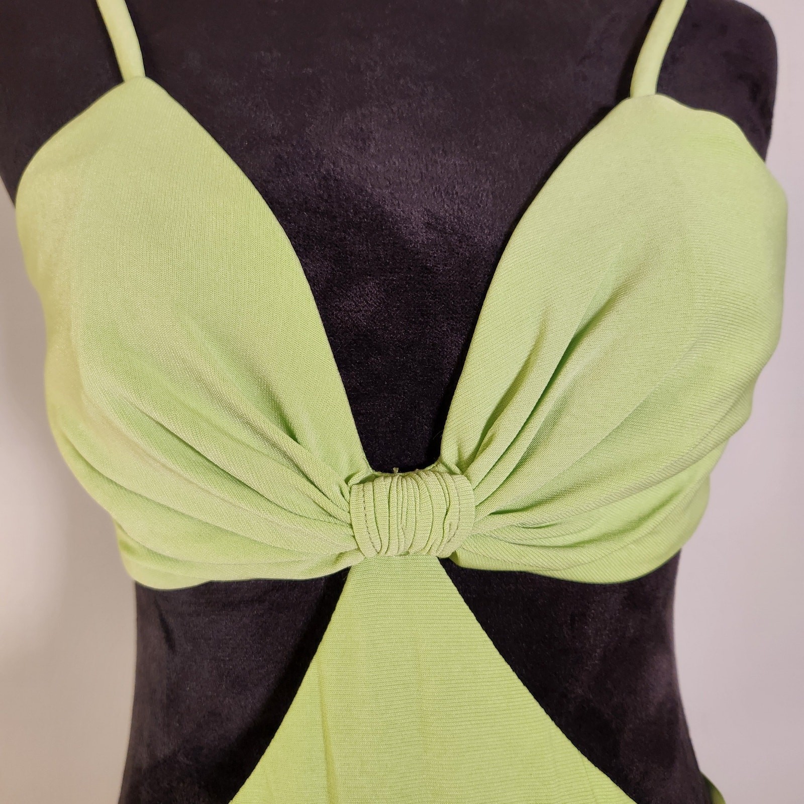 MAC DUGGAL NWT Strappy Back Side Cutout Green Dress, Size 0