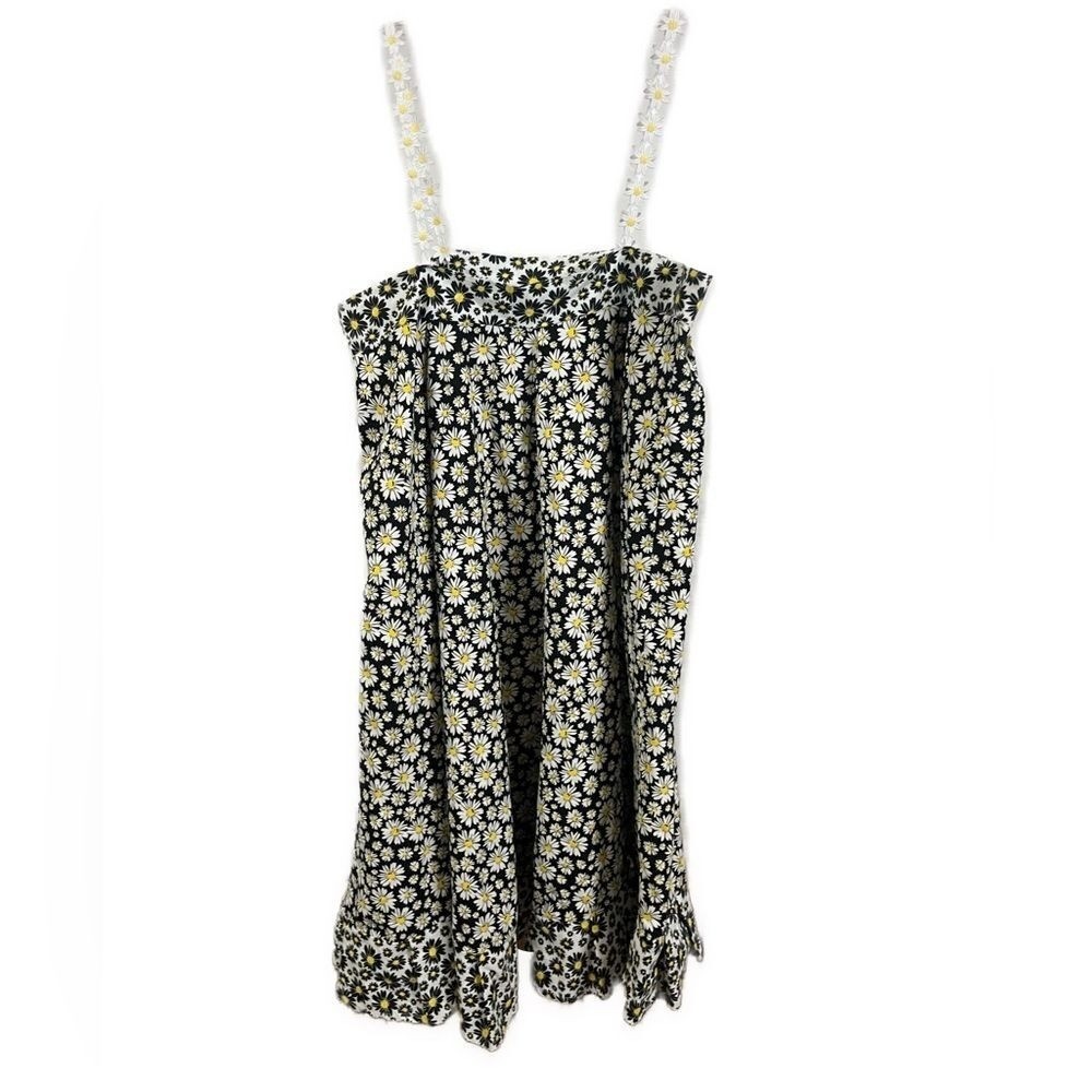 Handmade Daisy Chain Strap Printed Black White Swing Tiered Dress- Size Medium