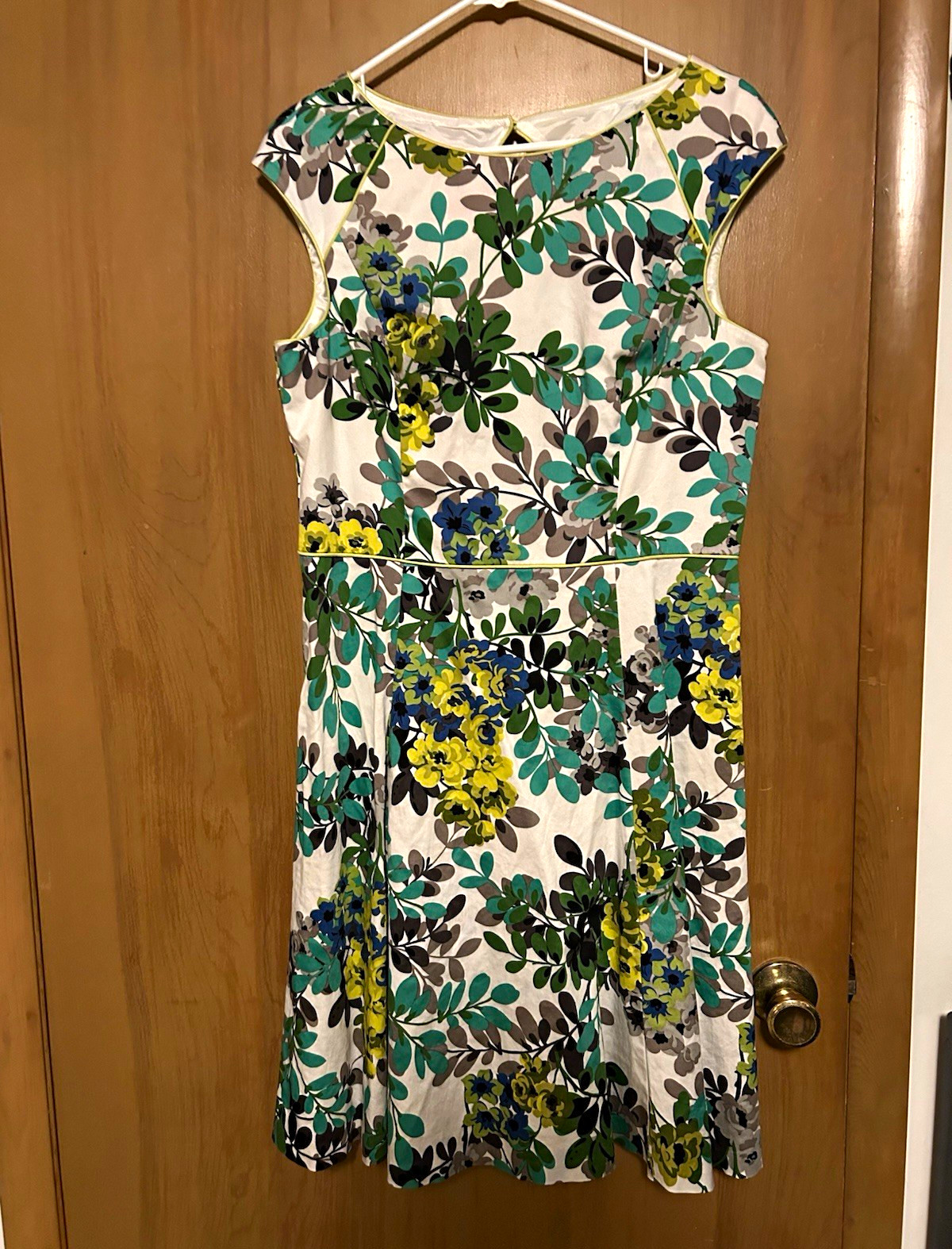 London Stylem Collection Floral A-Line Dress Scoop Neck Cutout Back 14