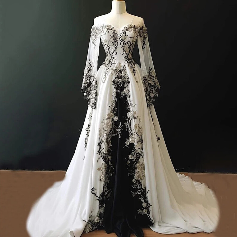 Elegant Gothic Evening Dress, Satin Beaded Sweeping, Train Landing, Ball Party-