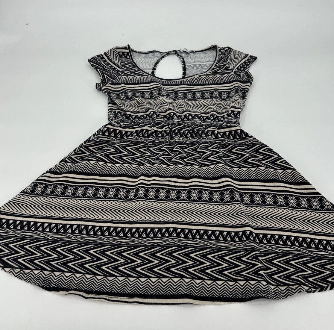 Charlotte Russe Womens Black White Geometric Tribal Skater Dress Keyhole Back M