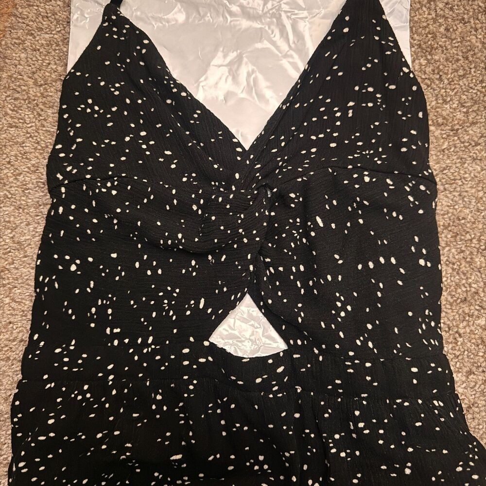 Black & White Spaghetti Strap Summer Dress with Triangle Cutout Size Large