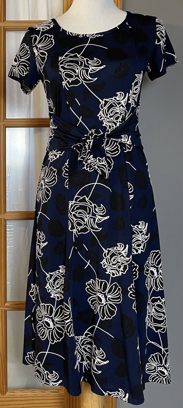 70s Tiffany & Grey Floral Dress Women’s S Midi Navy Front Sash Cottagecore Boho