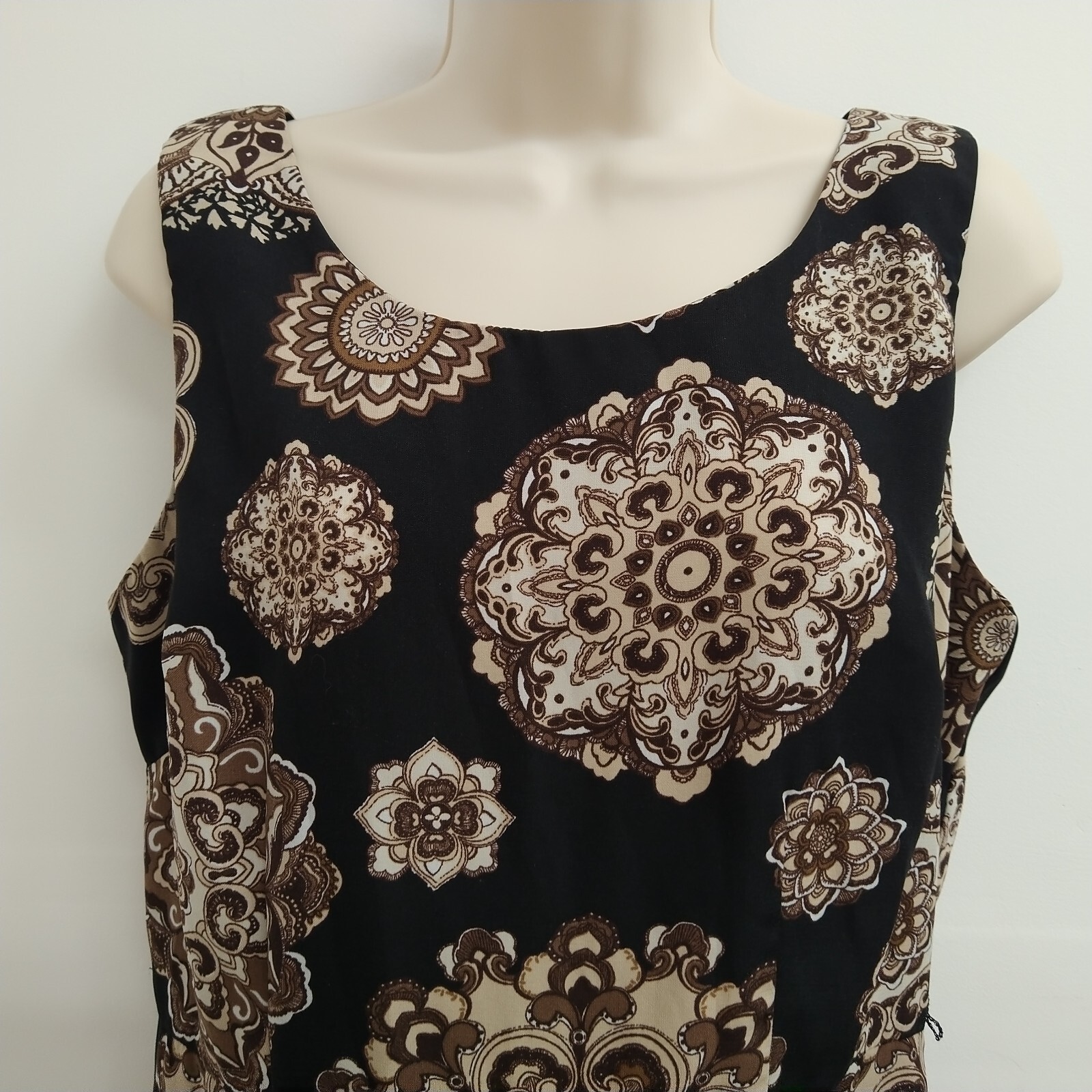 Studio I Dress Womens Size 8 Brown White Black Paisley Sleeveless Midi Ladies
