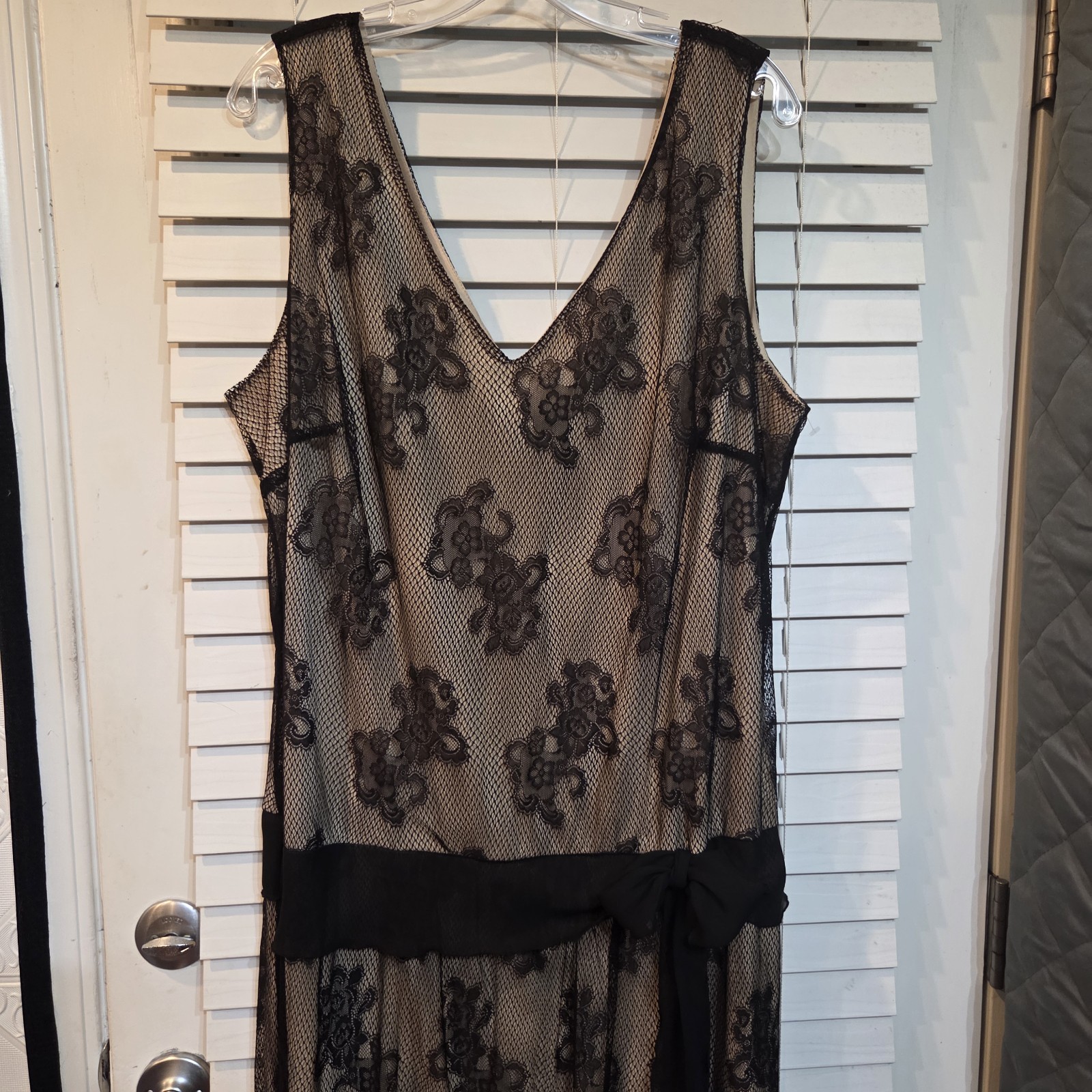 Jonathan Martin Studio Women Dress Sz 20W Black Lace Sheer Lined Sleeveless Belt