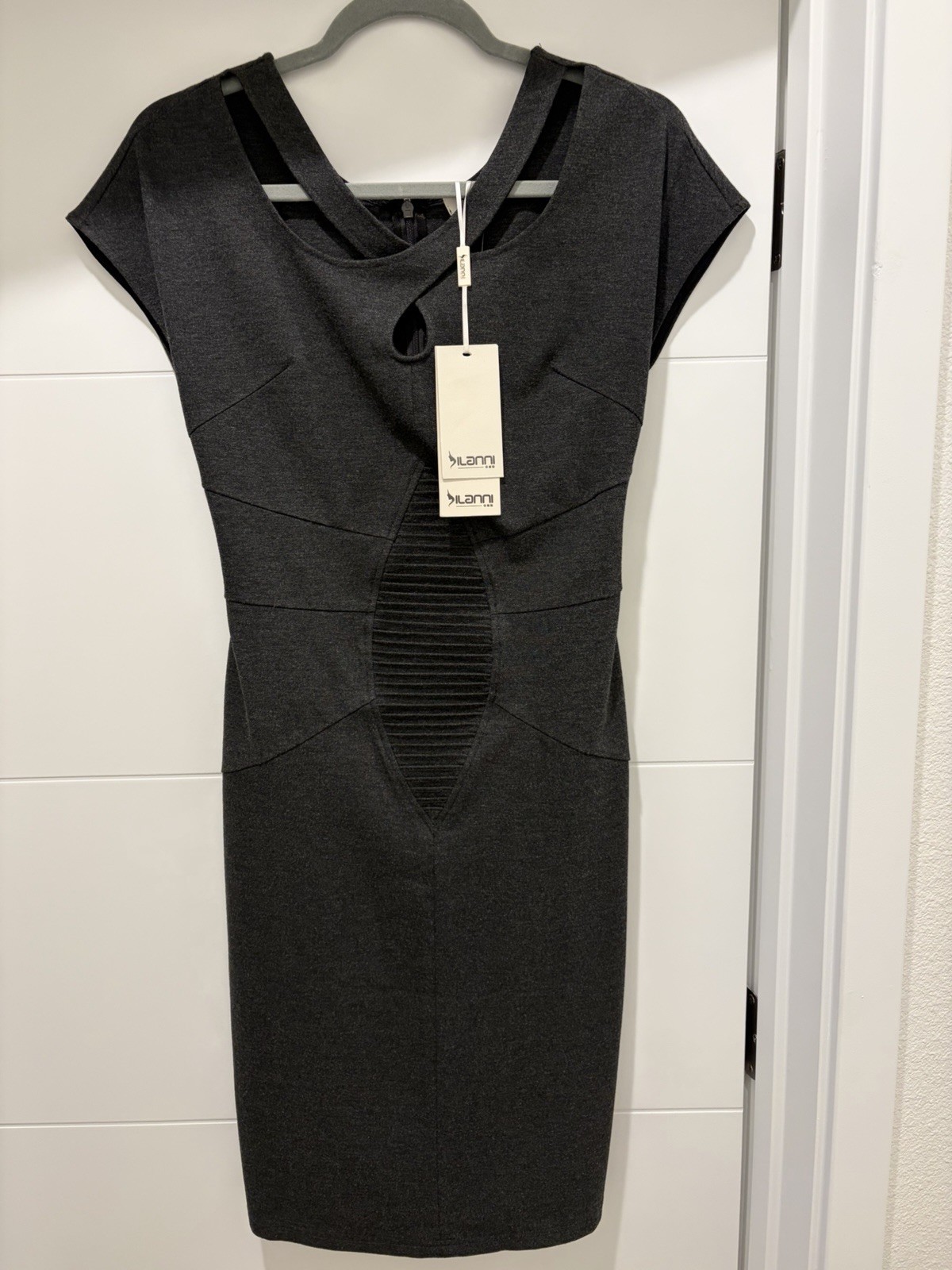 DILANNI Gray Knit Sheath Dress Cut Out Pleated Zip Knee Length Size S