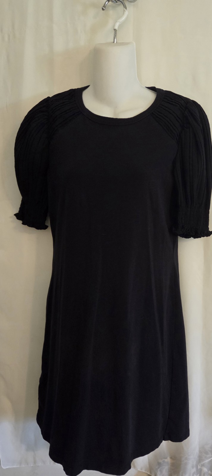 Calvin Klein Dress Size 6 Puffy Short Sheeves Knee Length