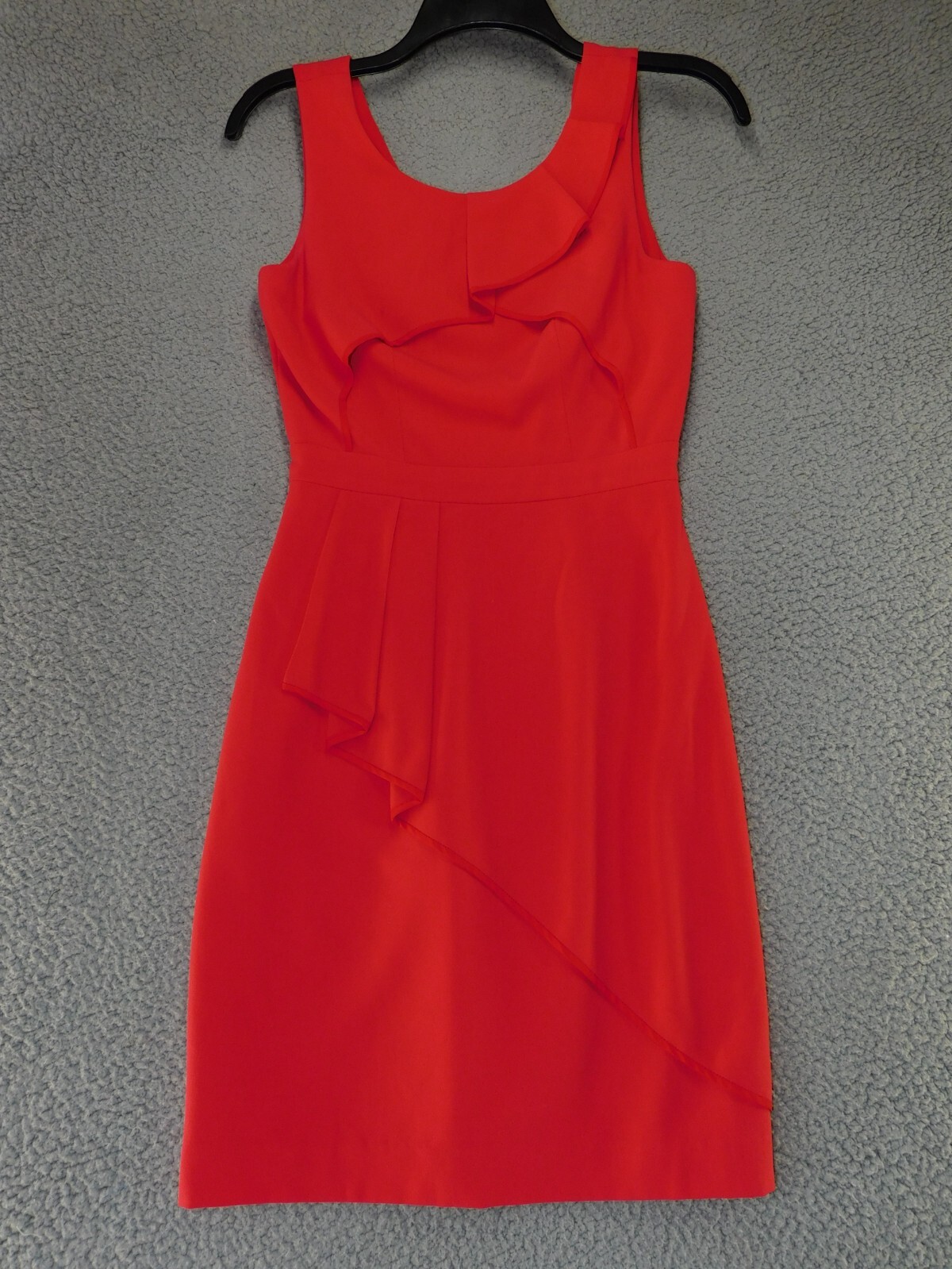 $228 BCBG Maxazria RED BERRY “SIRI” SLEEVELESS DRESS Size 0 Bodycon Rear Zip
