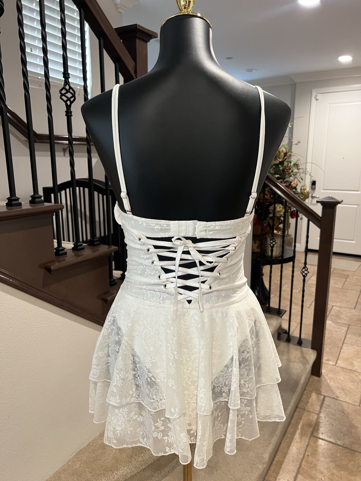 CUTE & SEXY OUTCAST DYLAN MINI DRESS CREAM, SZ S