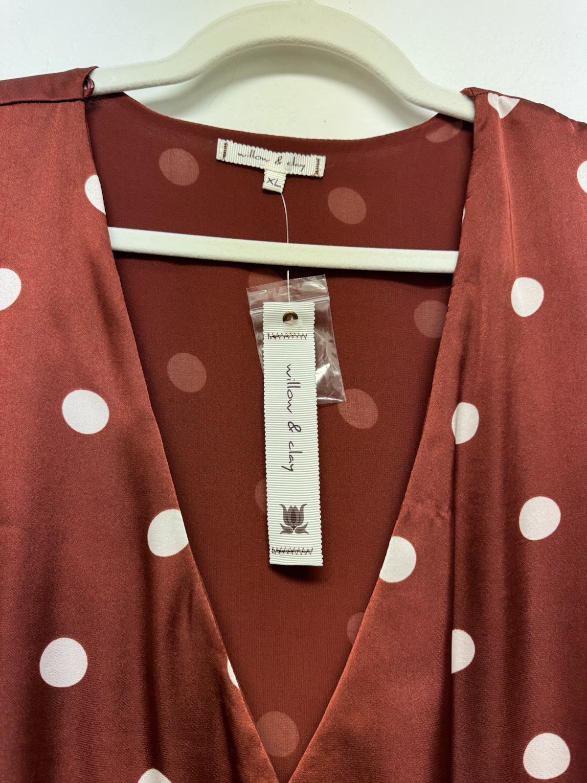 Willow & Lily XL Satin Brown White Polka Dot Belted Long Sleeve Midi Wrap Dress