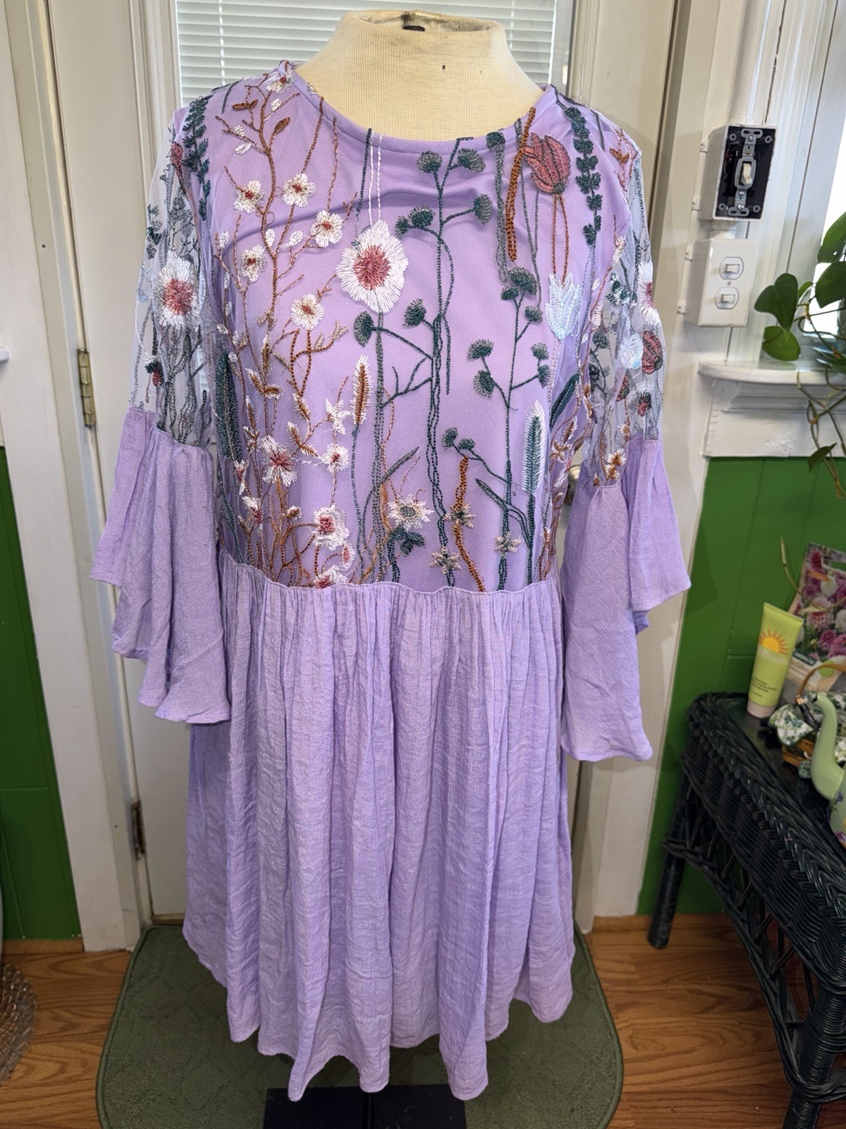 Boho Umgee USA Lavender Floral Embroidered Layered Ruffle Sleeve Tunic Dress L