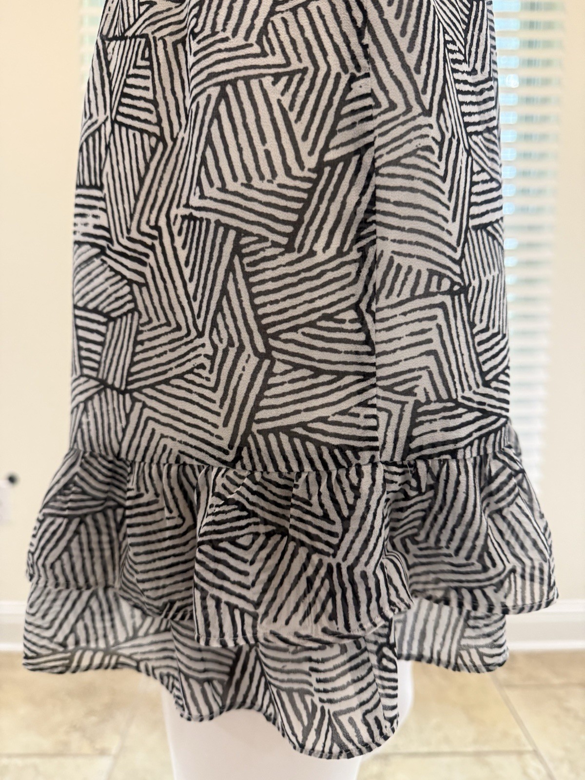 Moda International Geometric Print Ruffle Sundress in Black/White SizeXs