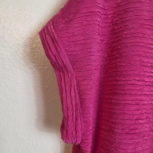 Evaless Magenta Large Textured Tunic Dress Short Sleeve Casual Shift Mini