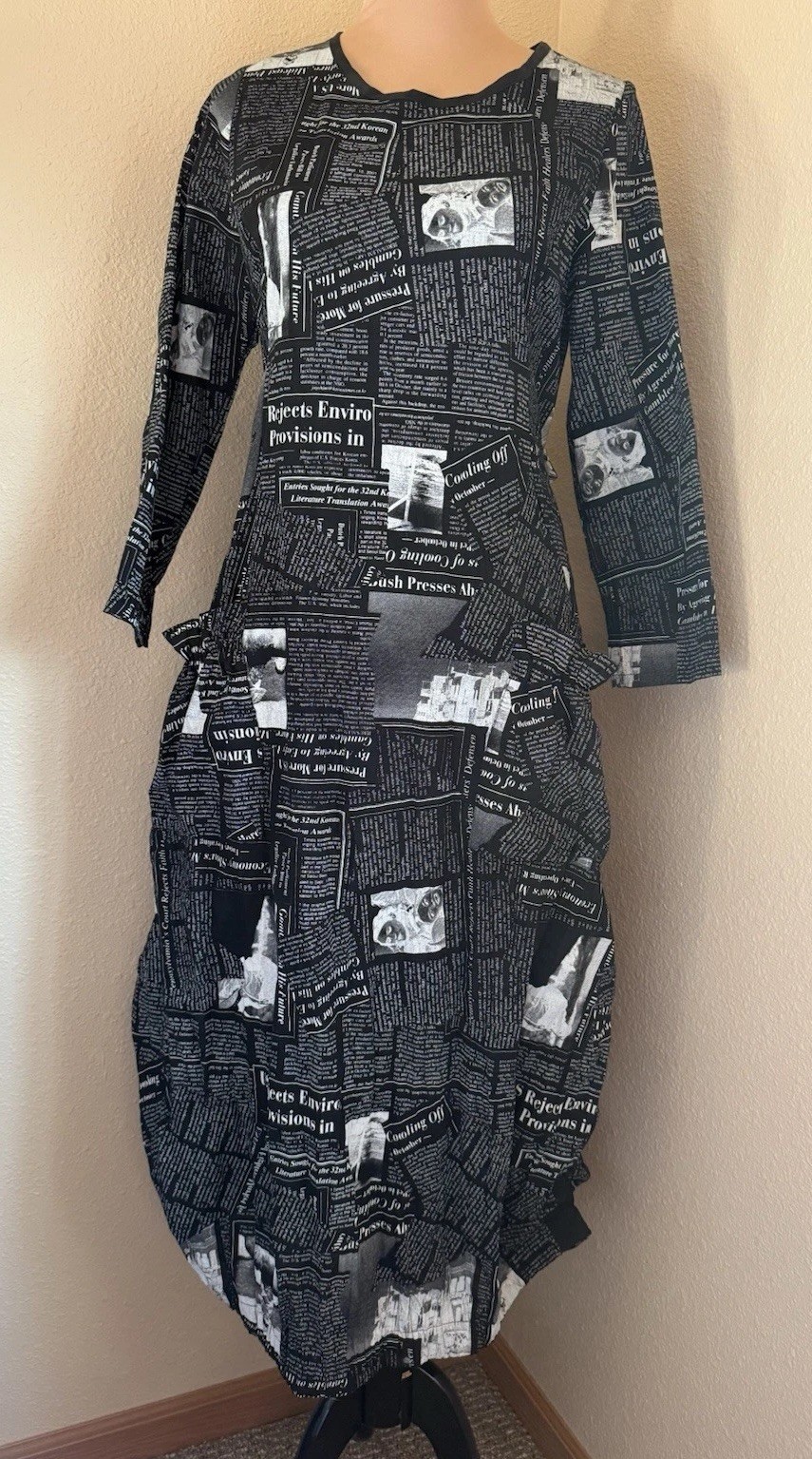 IC by CONNIE K (S) Newspaper Print Asymmetrical Tunic Jacket Lagenlook Look