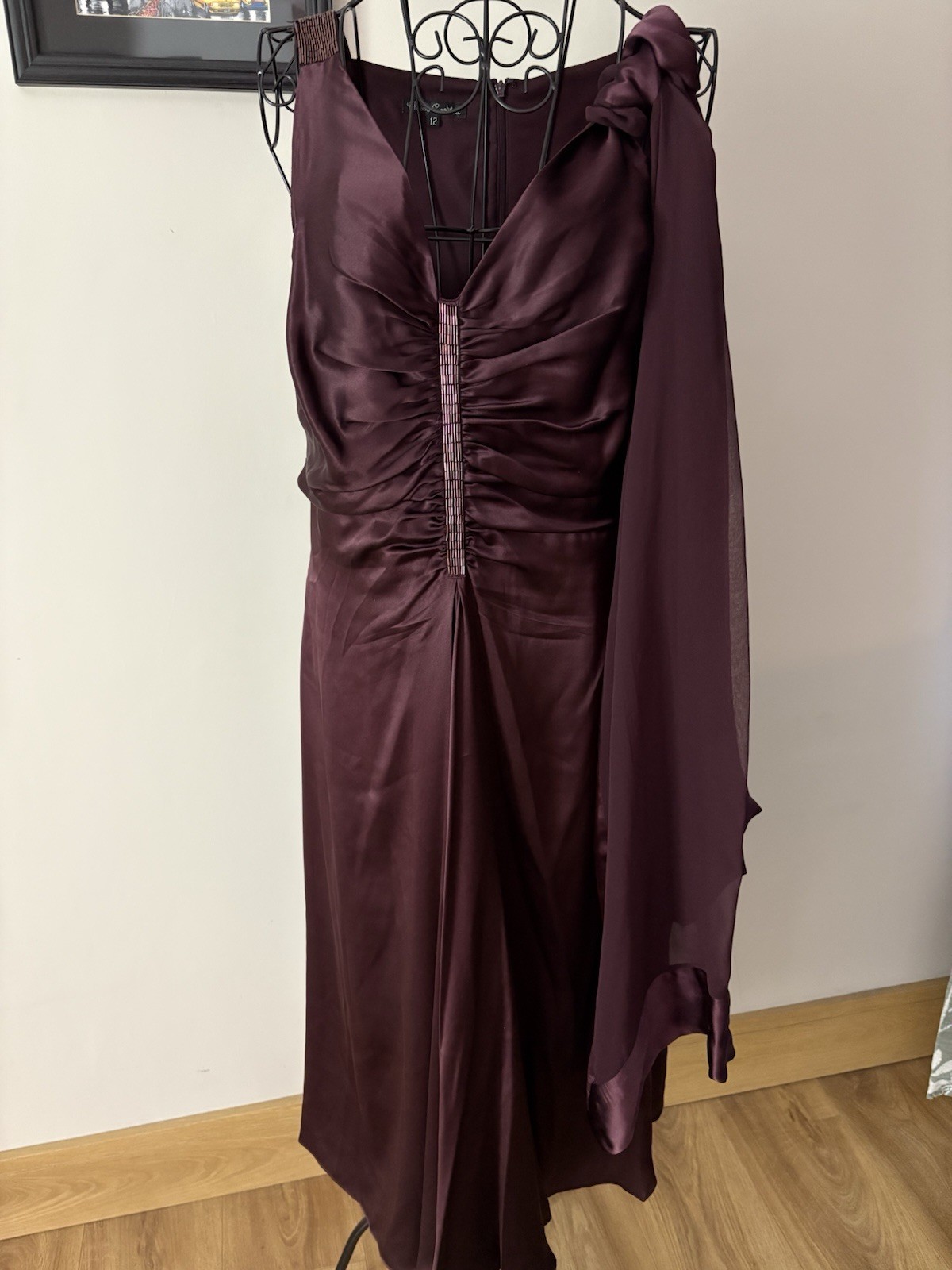 Hobbs Women’s Burgundy Silk Cocktail Dress In Size 12, Length 43 Inches
