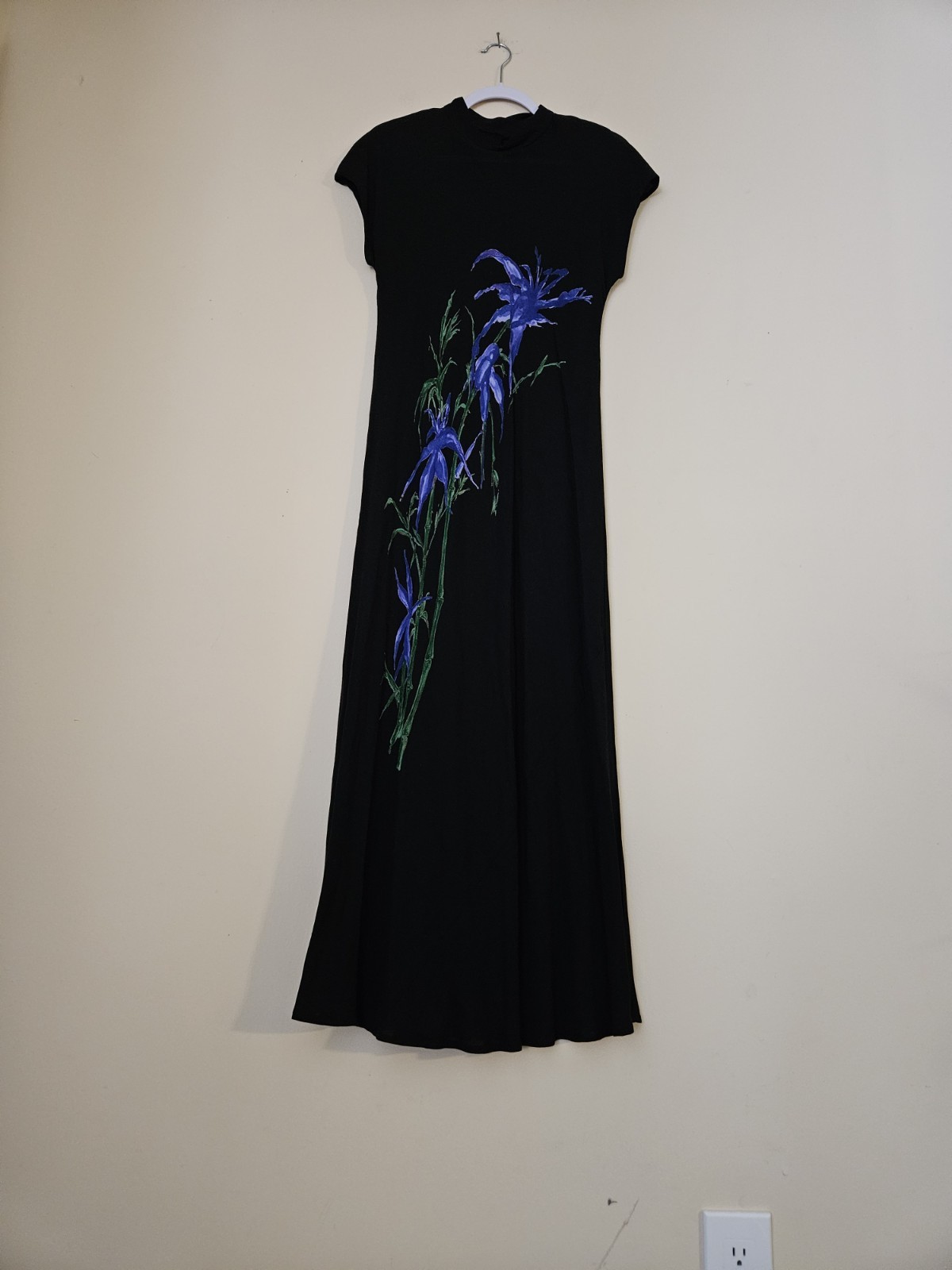 Carole Little Sheer Maxi Dress With Flower Design, Size 6, Multicolor