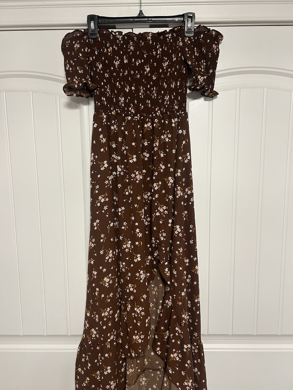 Miami for Francesca’s Brown Off the Shoulder Floral Dress Size S