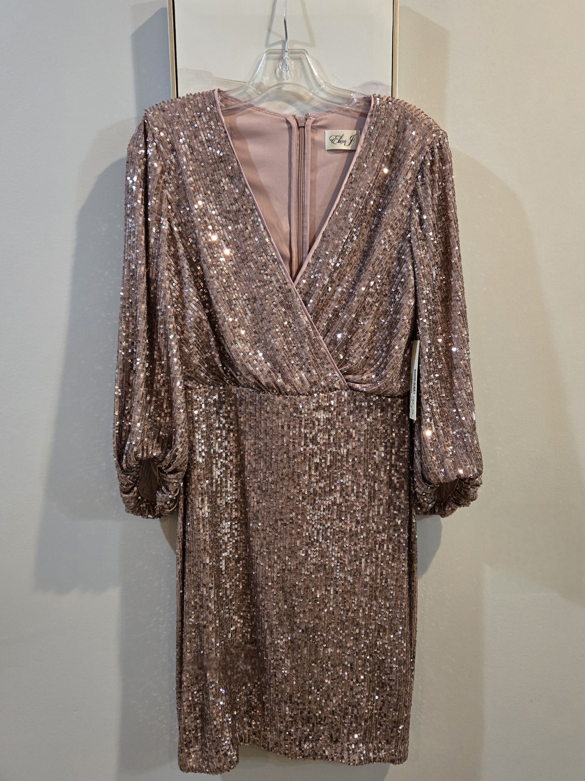 Eliza J Cocktail Sequin Mini Dress~ Rose Gold V-Neck Sheath/Balloon Sleeves NEW