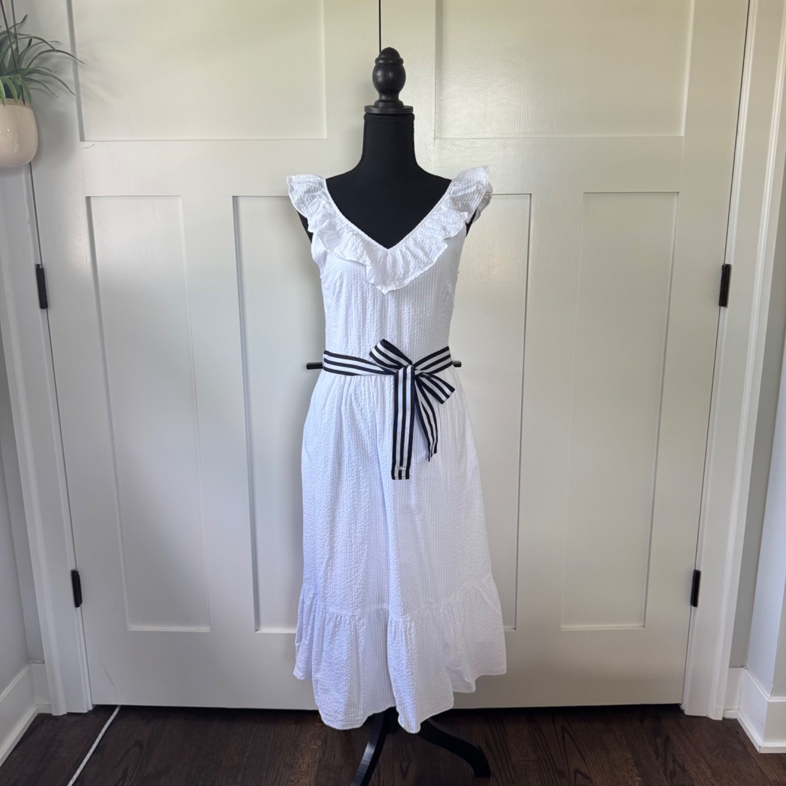 Vineyard Vines x Target Seersucker Ruffle Dress (XS) | NWOT