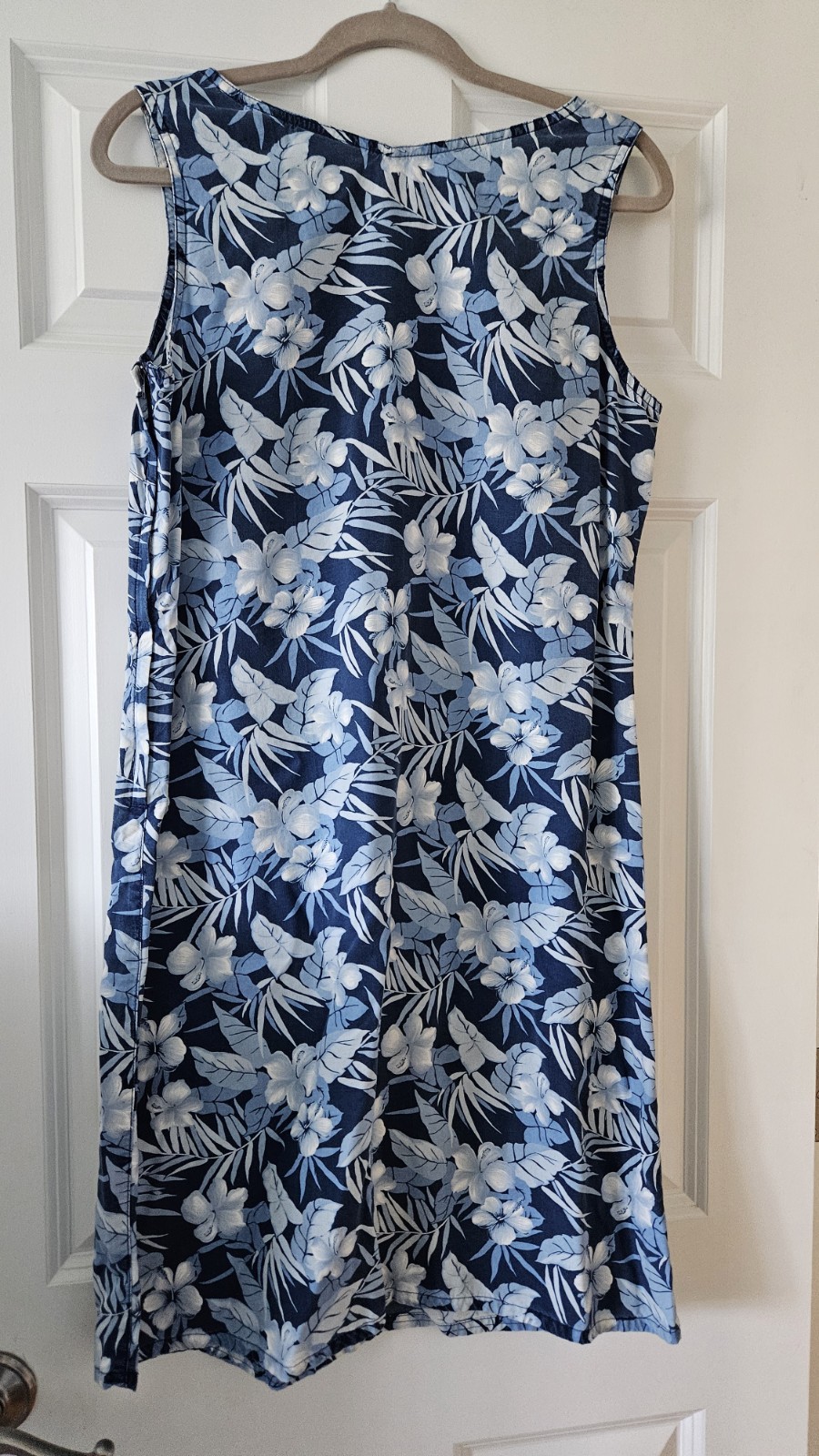 Liz Claiborne Navy Tropical Sleeveless Silky Dress 10