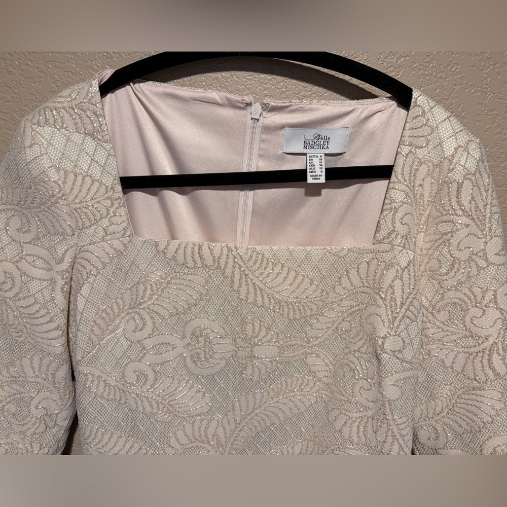 Badgley Mischka Stunning Cream Long Sleeve Dress with Gold Accent Detail Sz 6