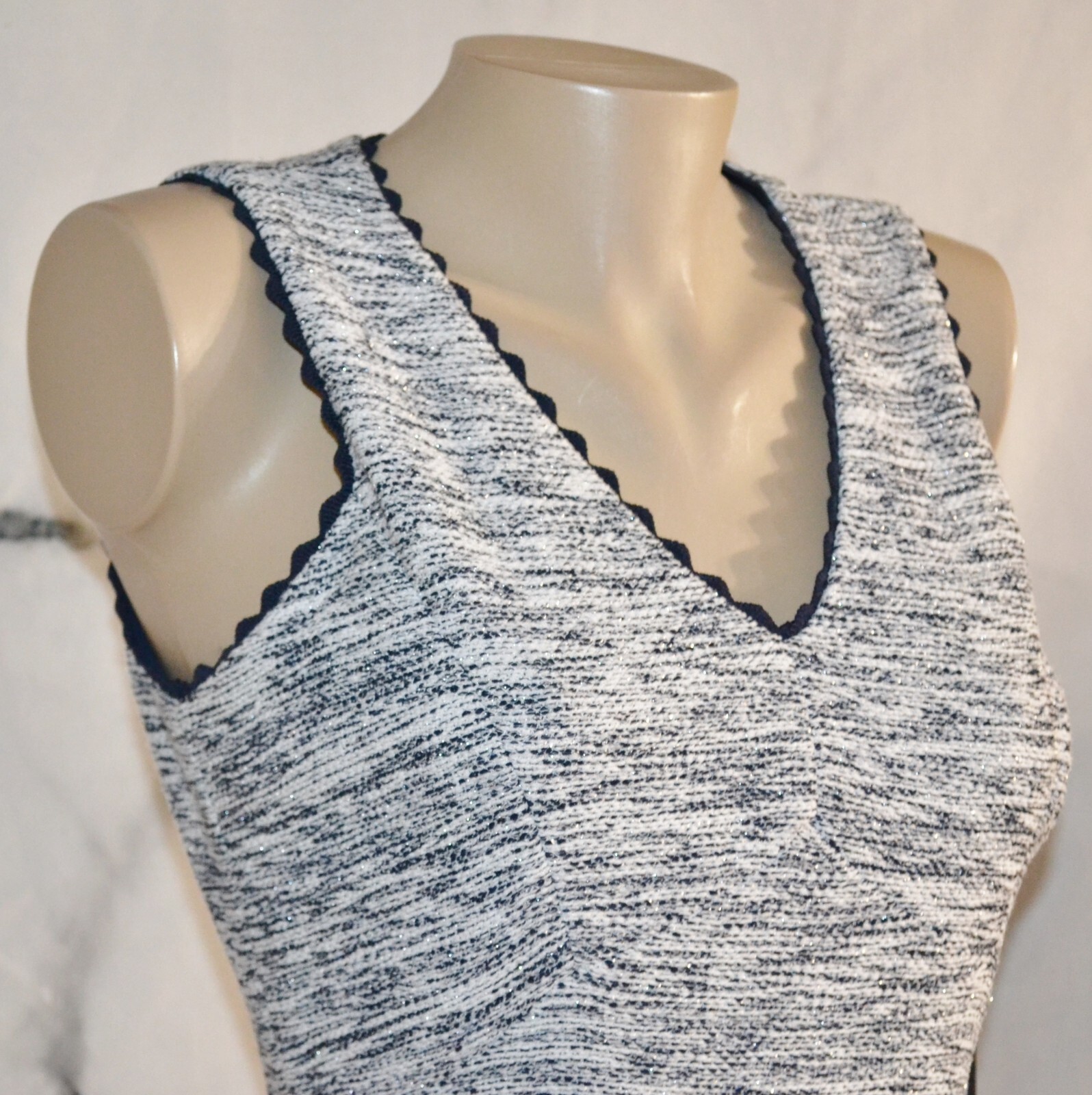 KARL LAGERFELD PARIS NEW NWT Gray Navy Metallic Tweed Sleeveless Dress 4 Lined