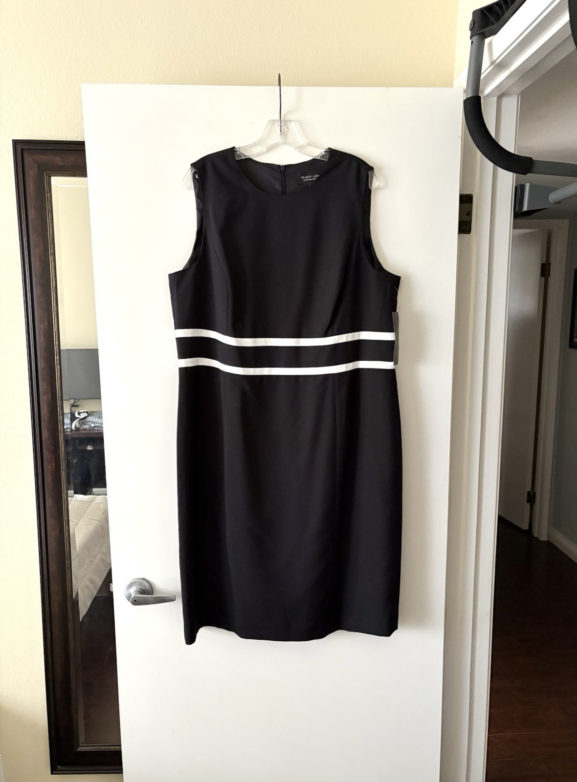 Black Label Evan Picone Women’s Black Sleeveless A-Line Straight Dress XL / 18