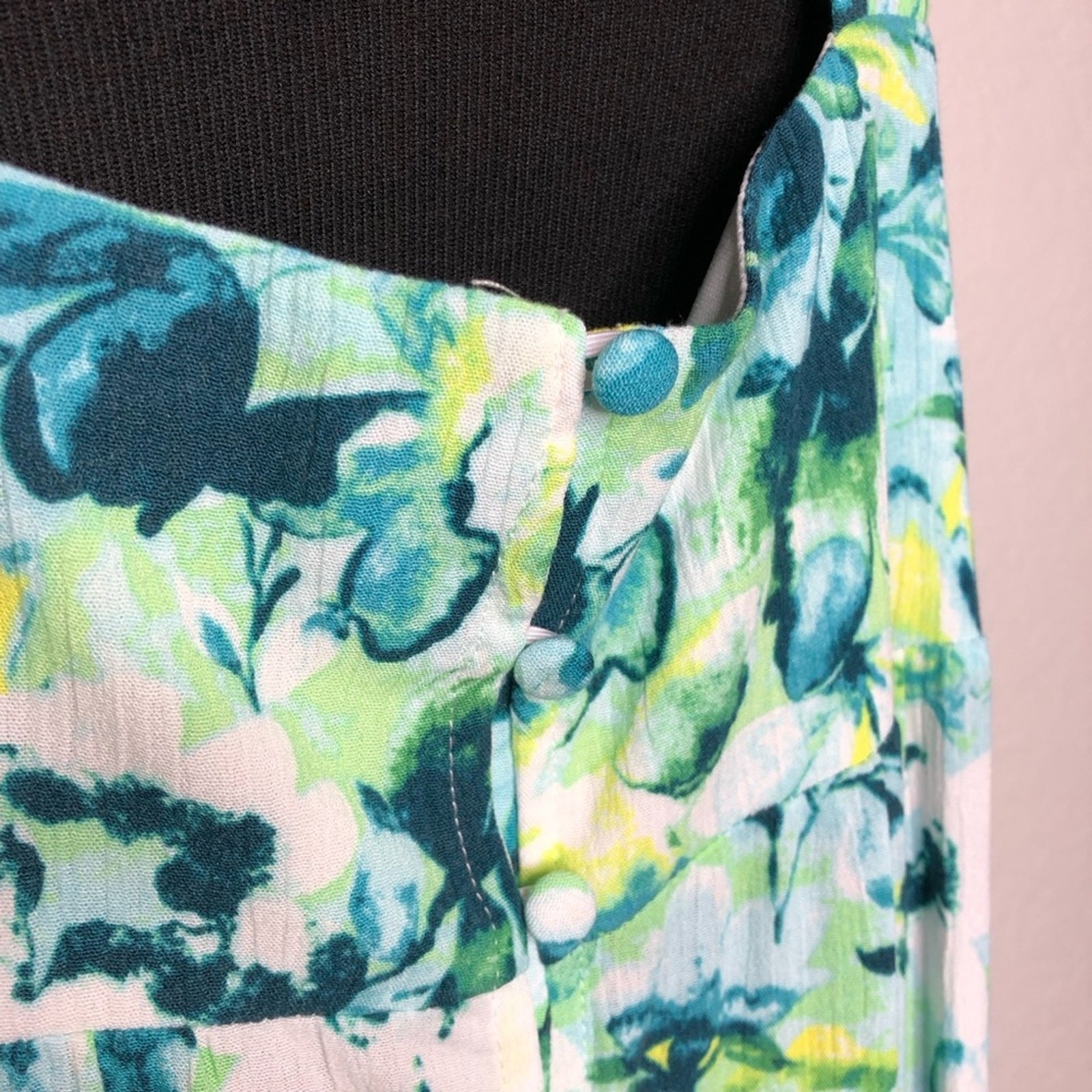Torrid white green yellow floral sleeveless halter maxi dress size 0 or Large
