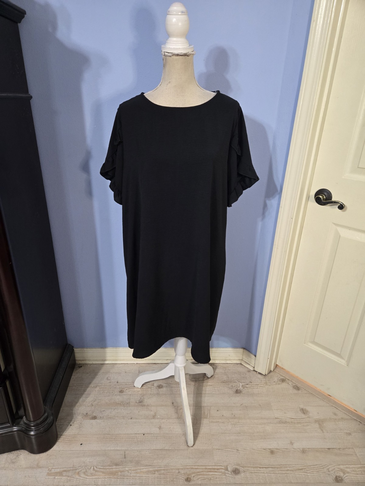 First Love by Lovelyn Black Ruffle Sleeve Shift Dress Women’s Plus 2X Casual…