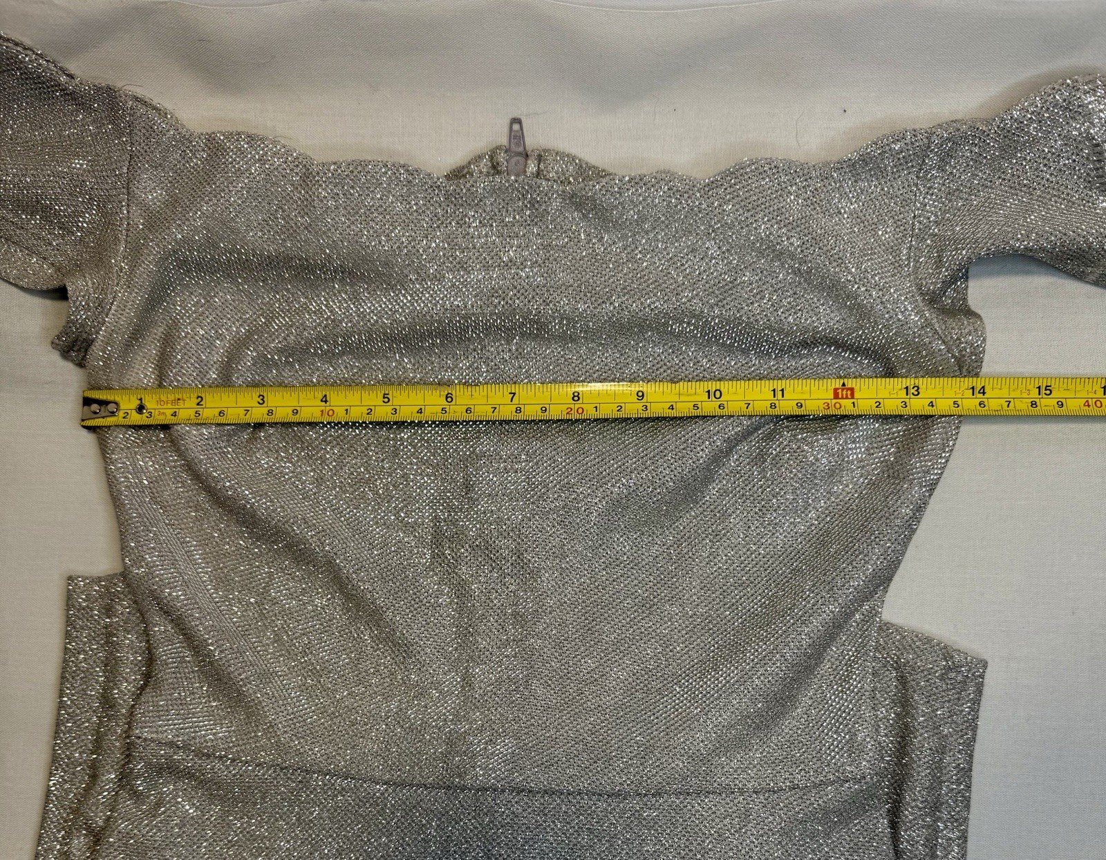 B Darlin Junior Women’s Silver Shimmer Cowl Neck Mini Dress. Size 1/2
