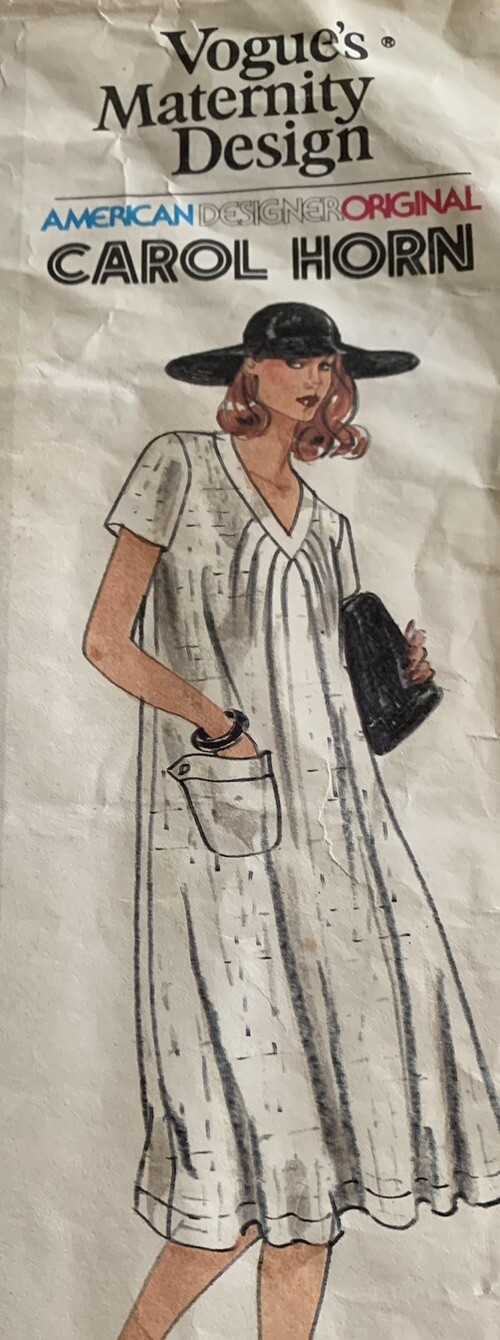 Blue Print Maternity Dress slightly flared, pullover dress has V-neckline.sz 12