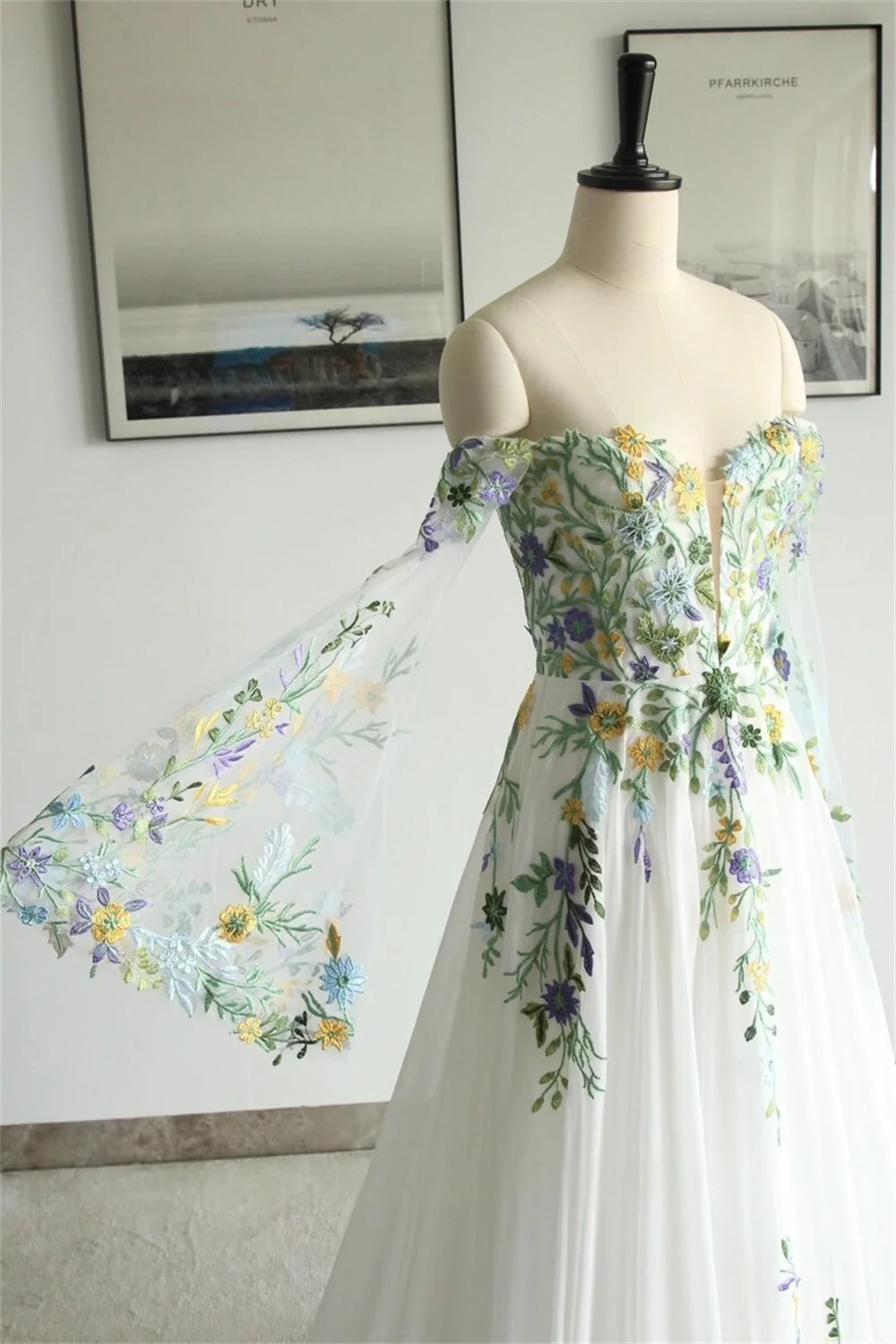 Bell Sleeves Flower Wedding Dresses Elegant Off Shoulder White A-Line Lace Up