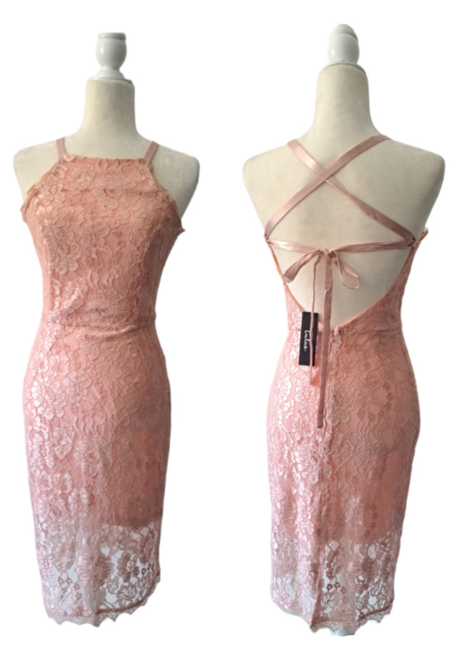 Lulu’s Woman’s Peach Pink Halter Lace Party Barbie Core Cocktail Dress Medium