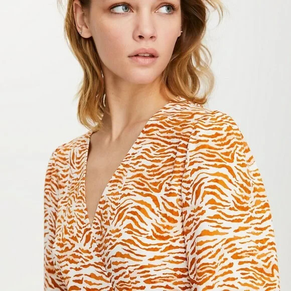 Aritzia Little Moon Julep Dress L/S Ruffle Wrap Dress Giselle Amber Earth S NWT