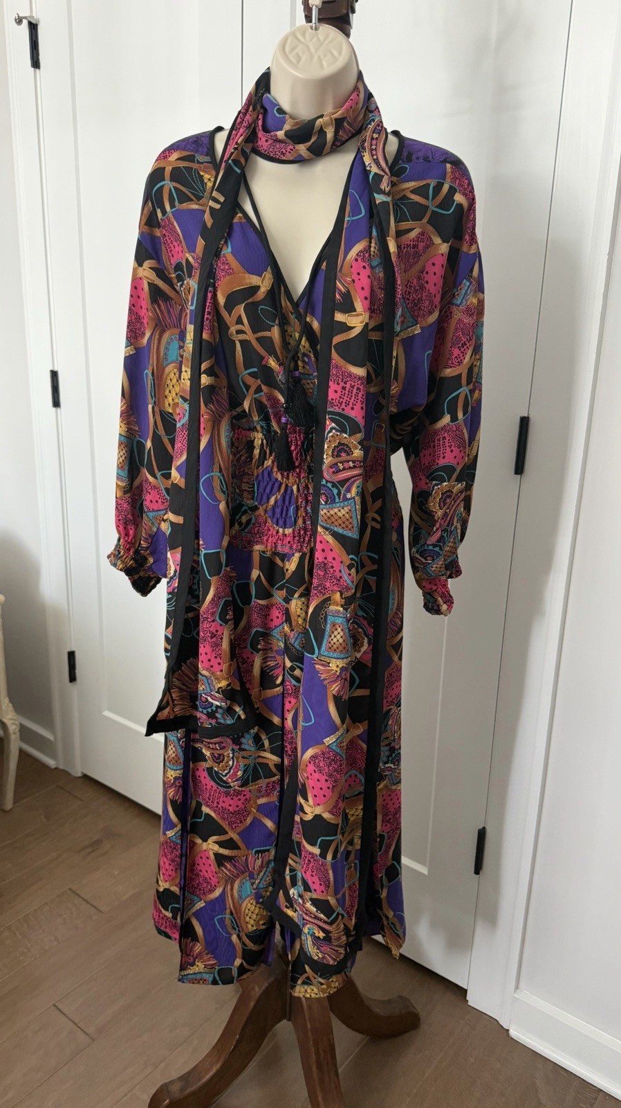 Diane Freis Georgette Midi/Maxi Dress Sash Belt Buckles & fringe handbag Print M