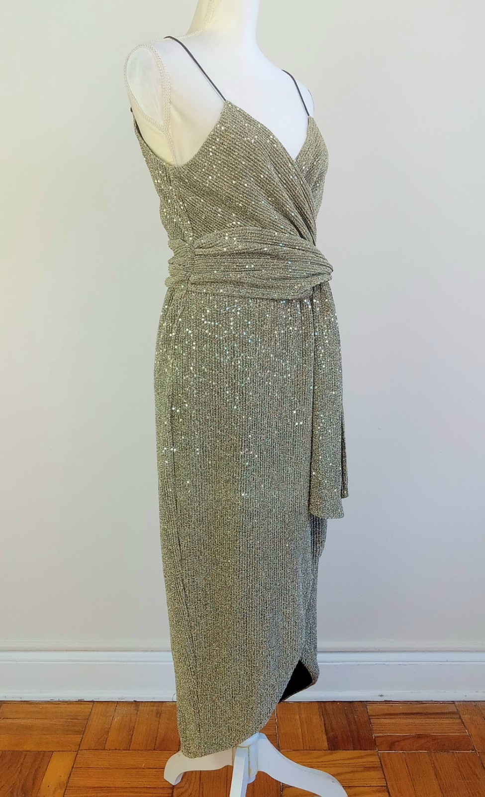 NWT Large SAYLOR Gold Ribbed & Sequins CYRIELLE Faux-Wrap TULIP Midi Event DRESS