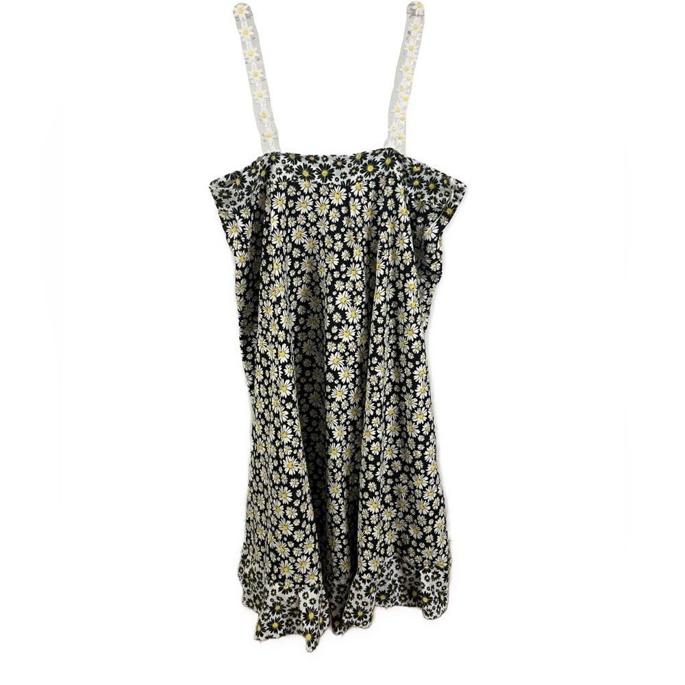 Handmade Daisy Chain Strap Printed Black White Swing Tiered Dress- Size Medium