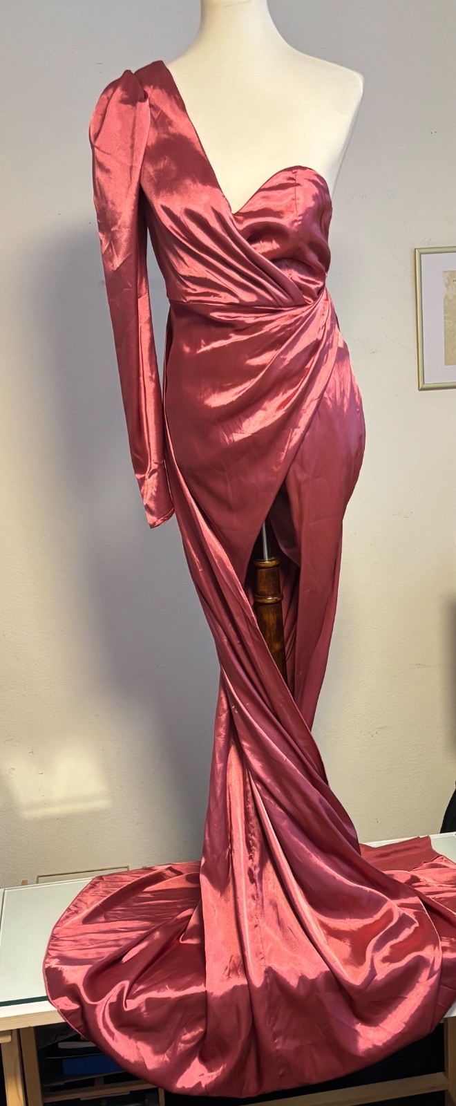 Blush Pink Satin One Shoulder Evening Gown High Slit Formal Dress Women’s M 🌸✨