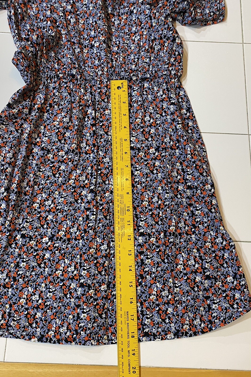 Gap Small Short Sleeve Mini Floral Dress ~ Elastic Waist -V-Neck -Cut Out Back
