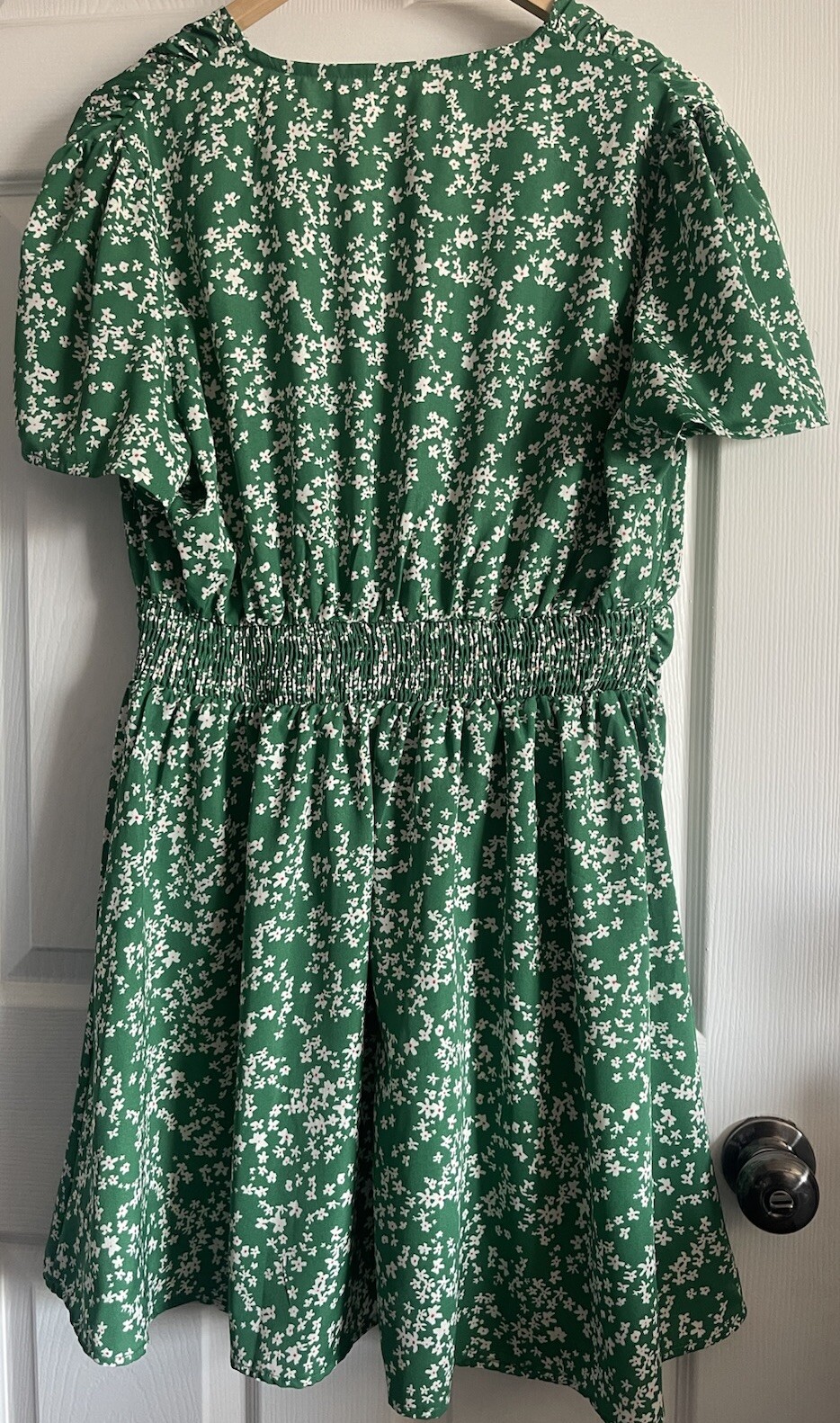 Cupshe Dress Green White Floral Sz L V Neck Gathered Pullover Short Sleeve EUC