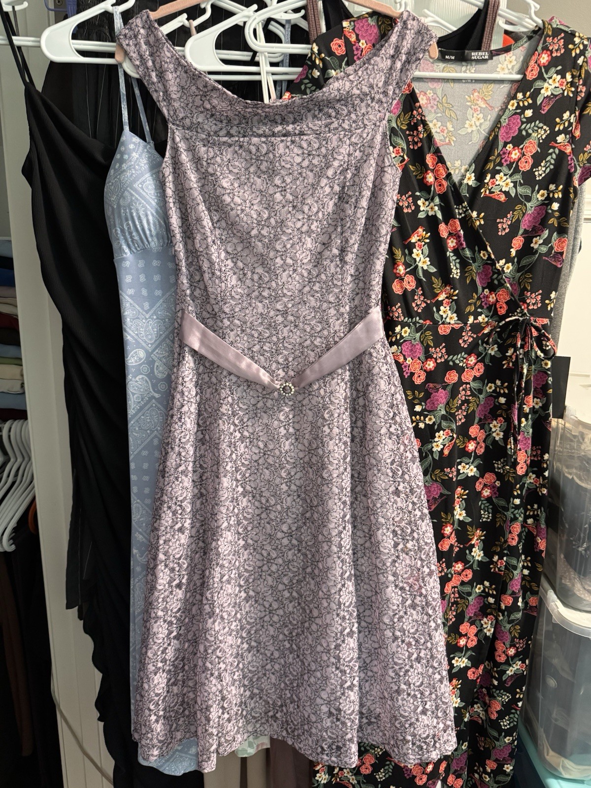 Lilac purple floral Lace A-Line Knee Length Dress Scoop Neck Sleeveless Belted