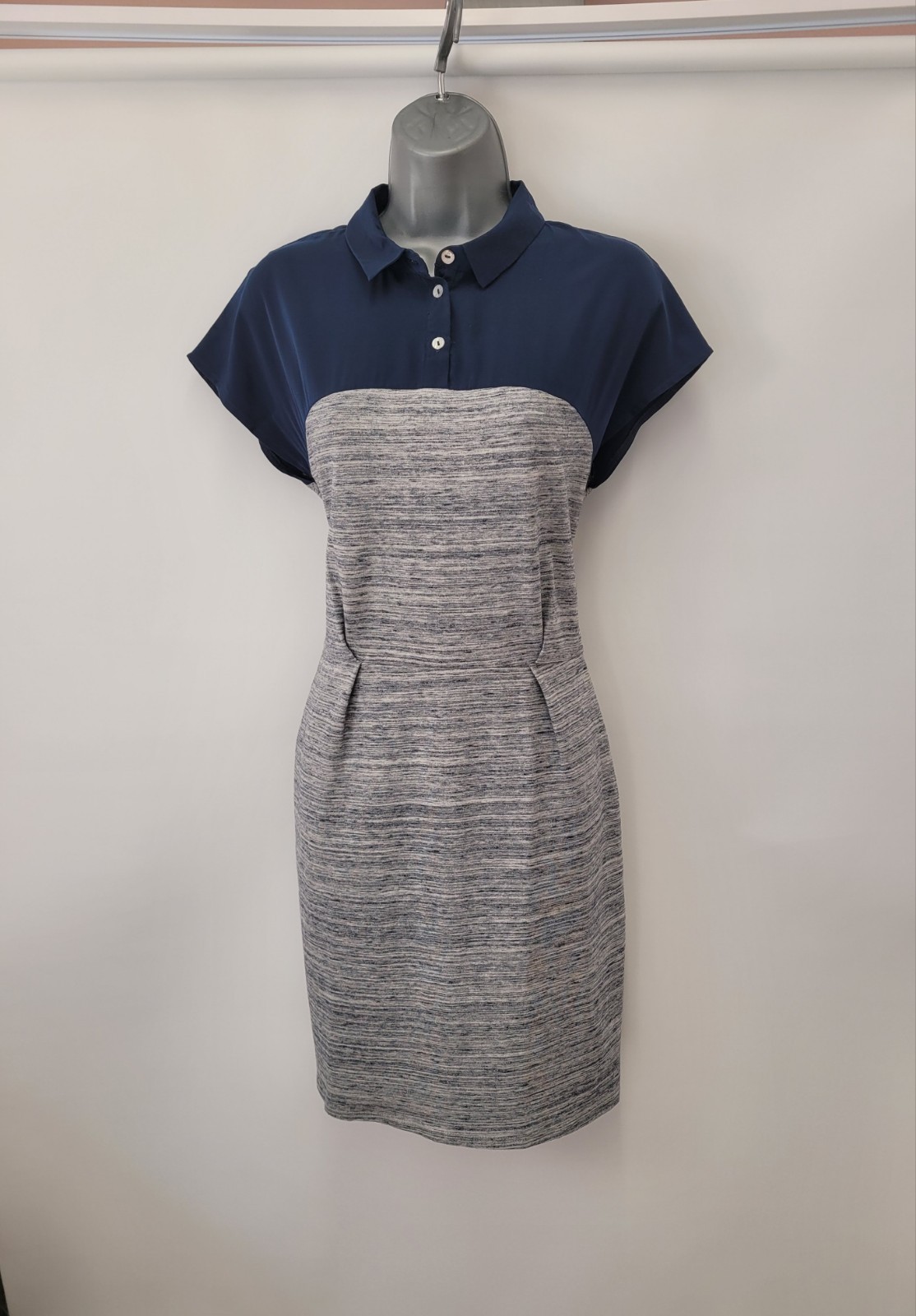 Warehouse Stretch Jersey Dress, Ladies Size 12, blue mix,Sleeveless,Collared,Vgc